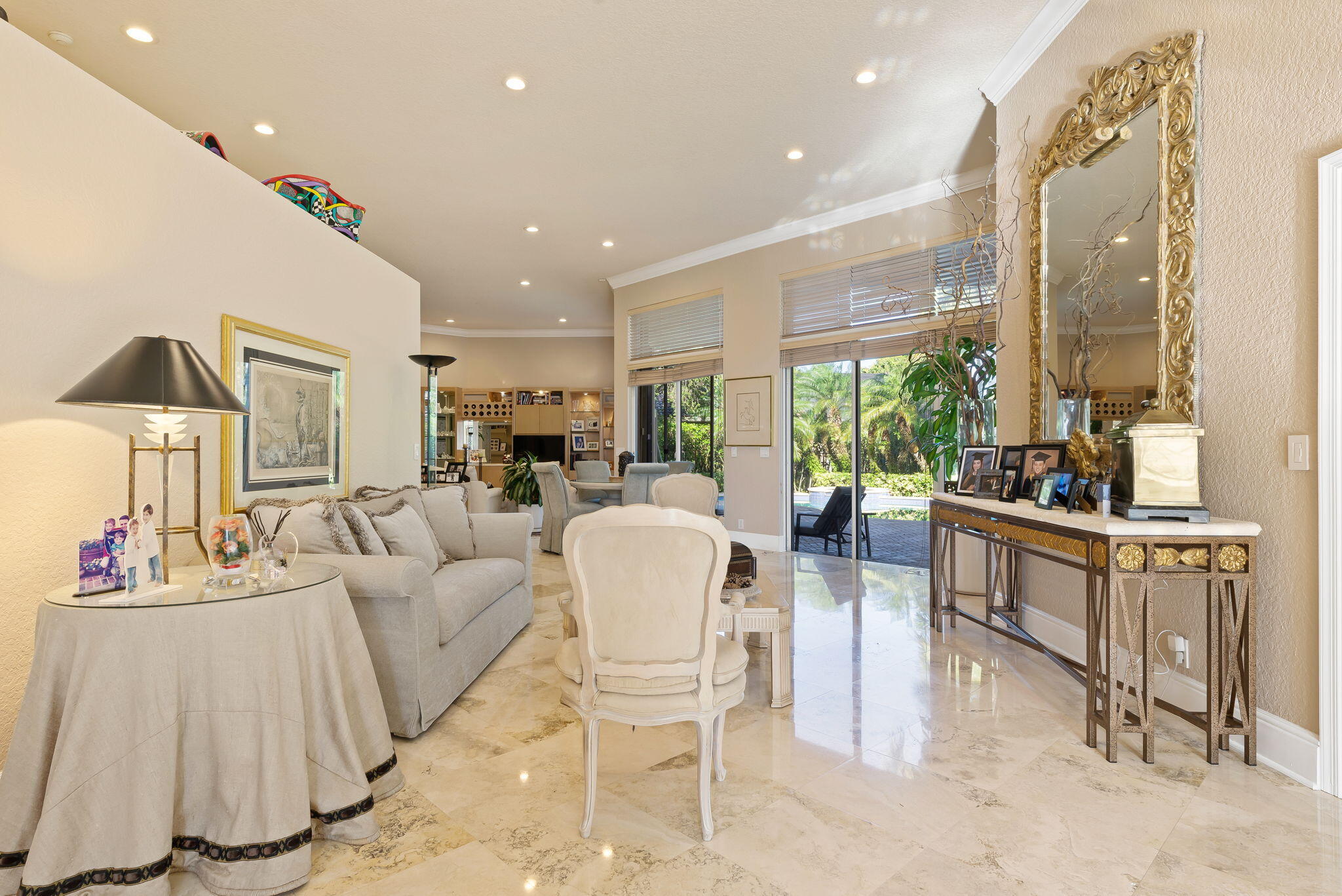 3062 Lakewood Weston, FL 33332