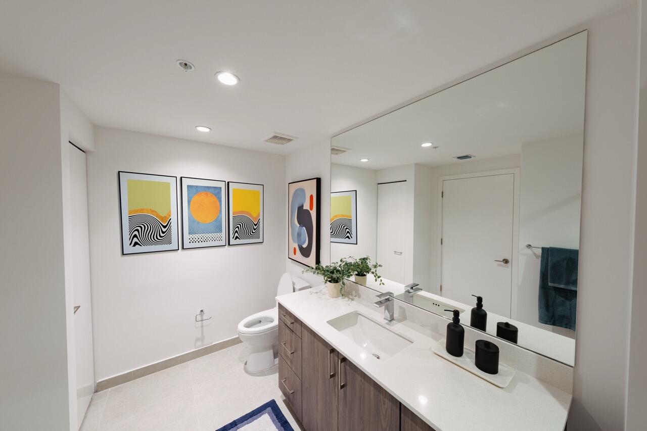 450 SW 5th #401 Miami, FL 33130