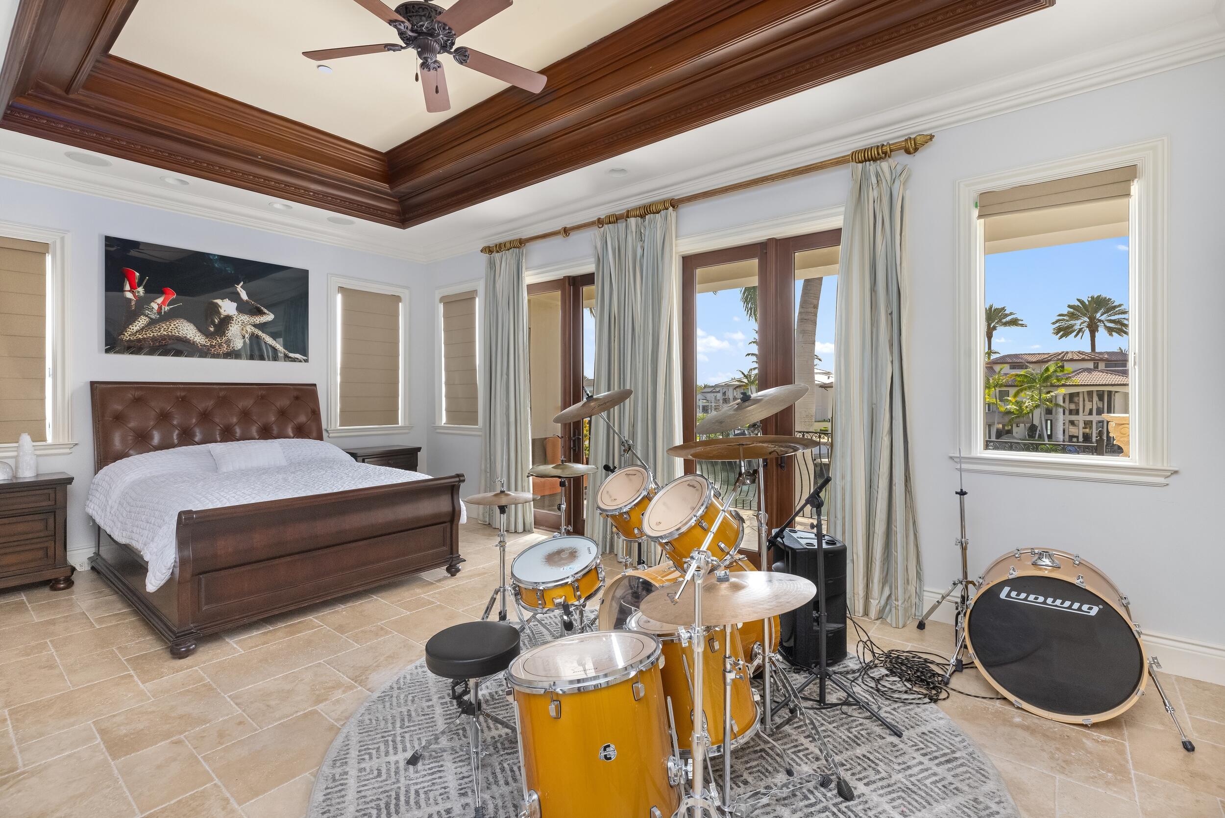 3201 NE 27th Lighthouse Point, FL 33064