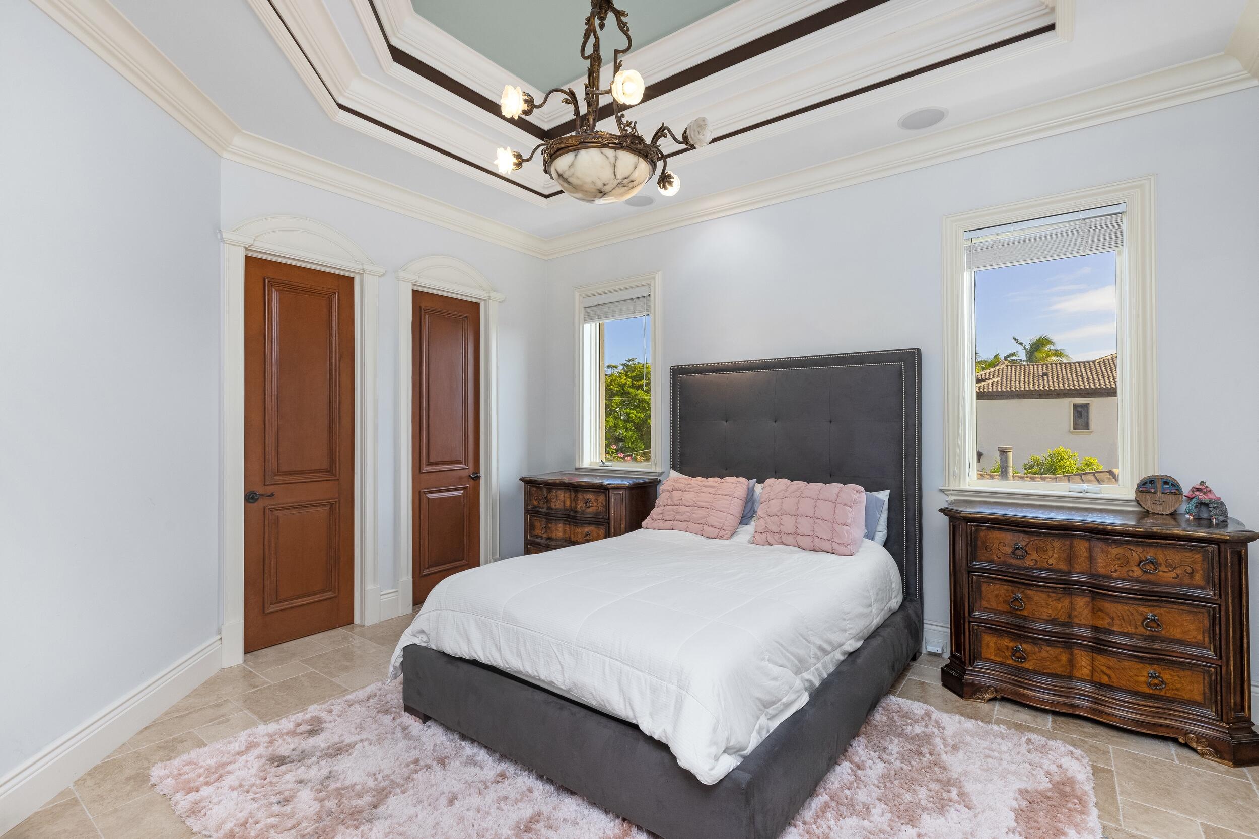 3201 NE 27th Lighthouse Point, FL 33064