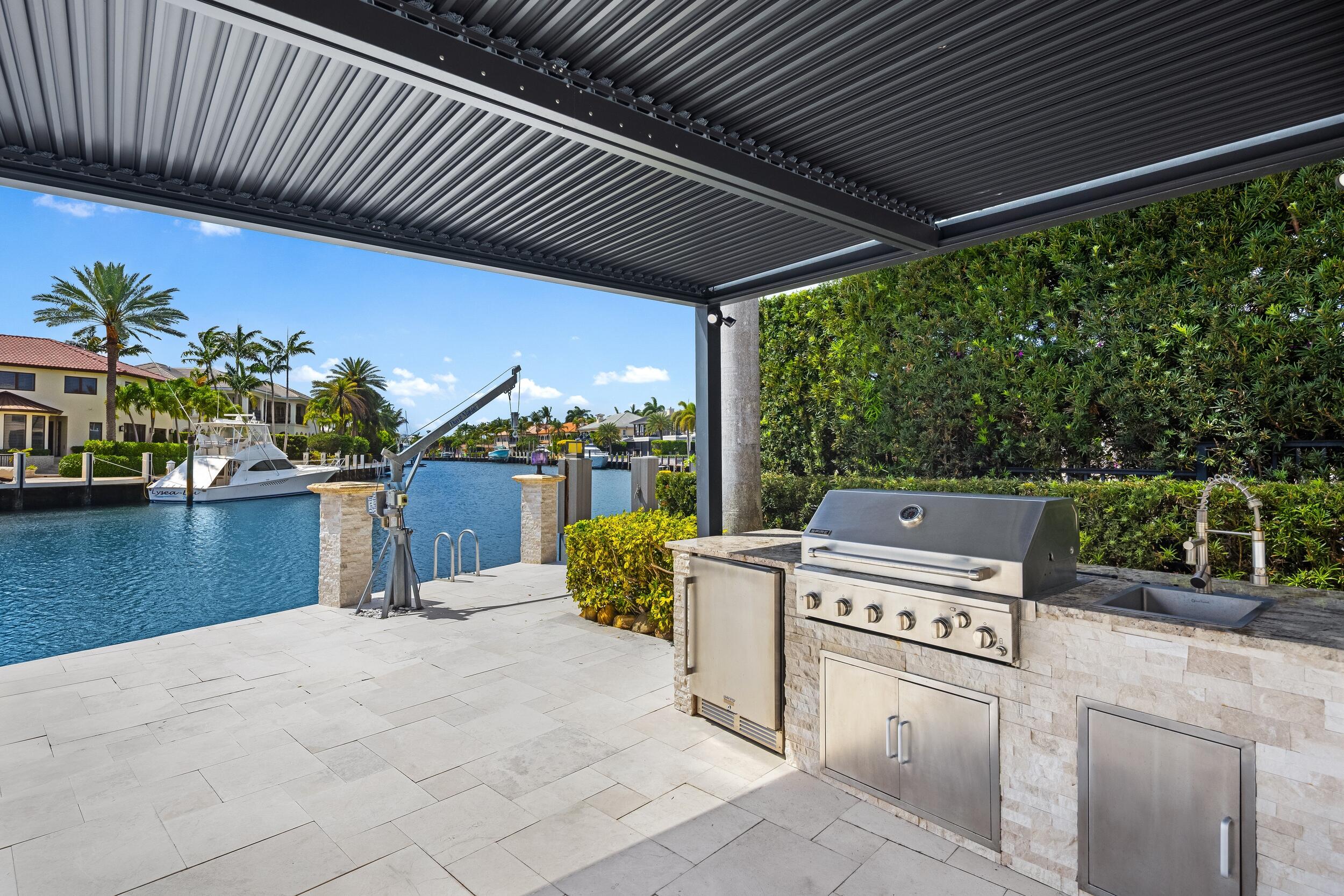 3201 NE 27th Lighthouse Point, FL 33064