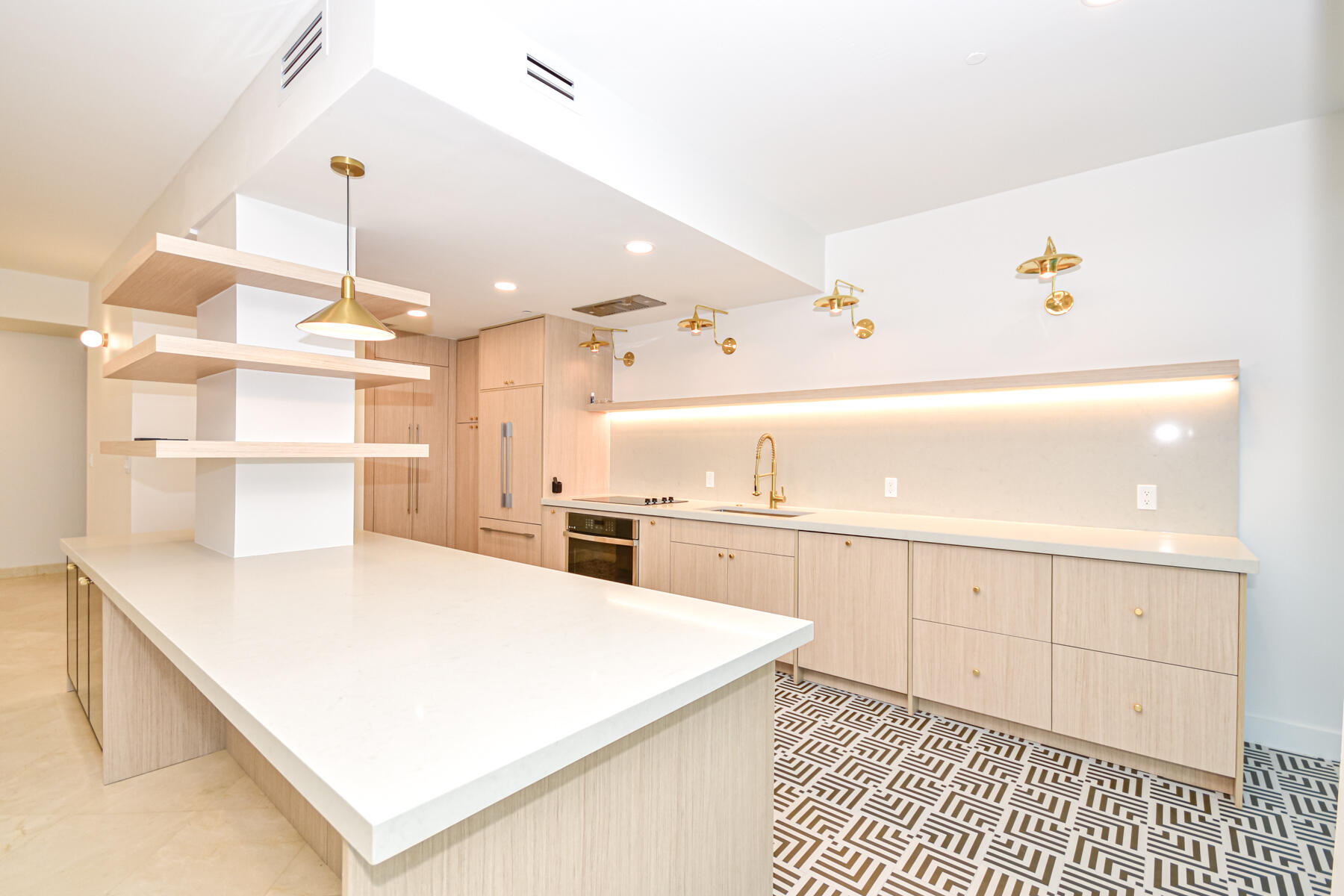 10101 Collins #7d Bal Harbour, FL 33154