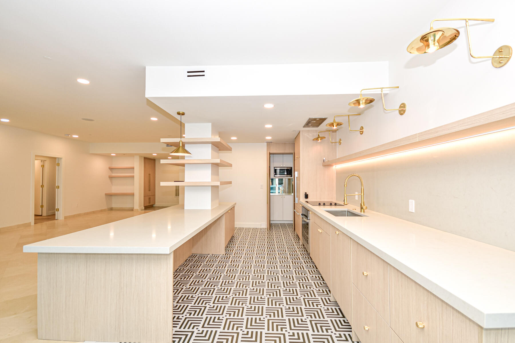 10101 Collins #7d Bal Harbour, FL 33154