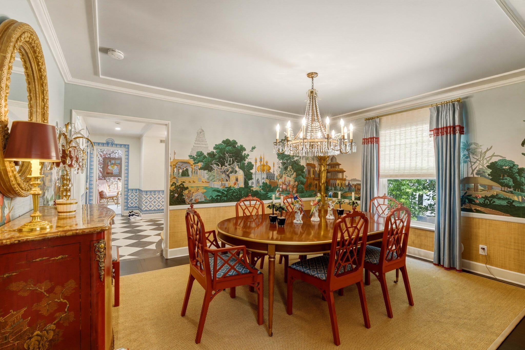 152 Chilean Palm Beach, FL 33480