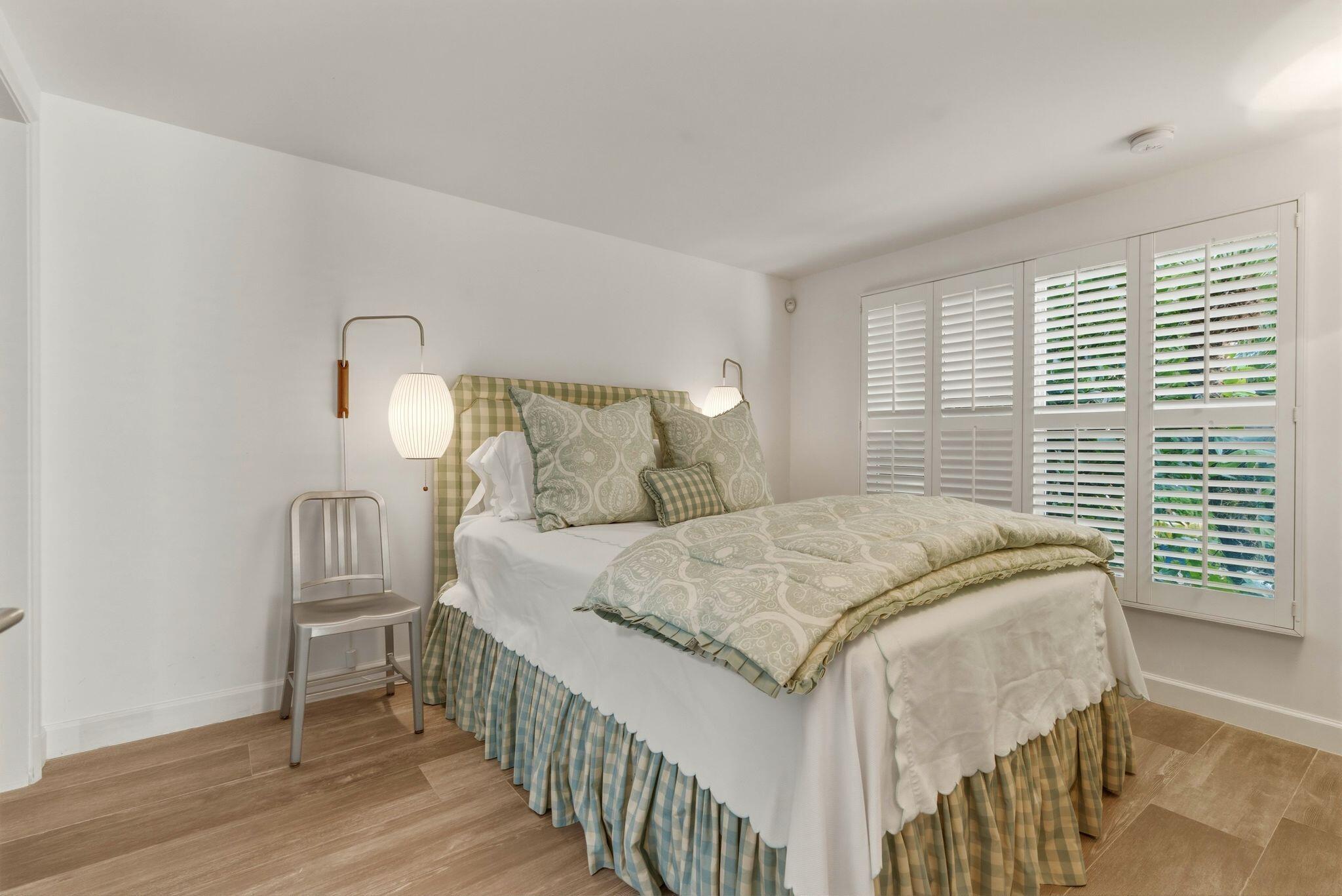 152 Chilean Palm Beach, FL 33480