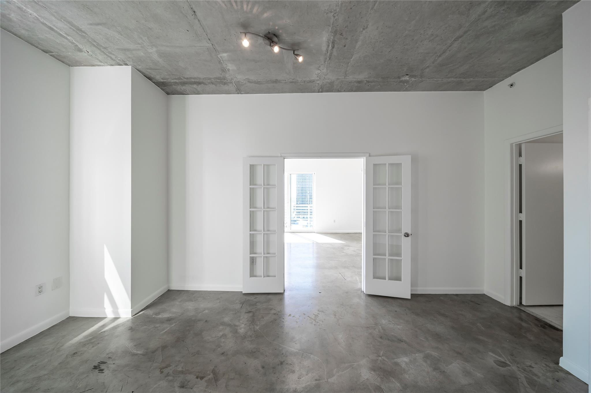 image Loft Downtown I16
