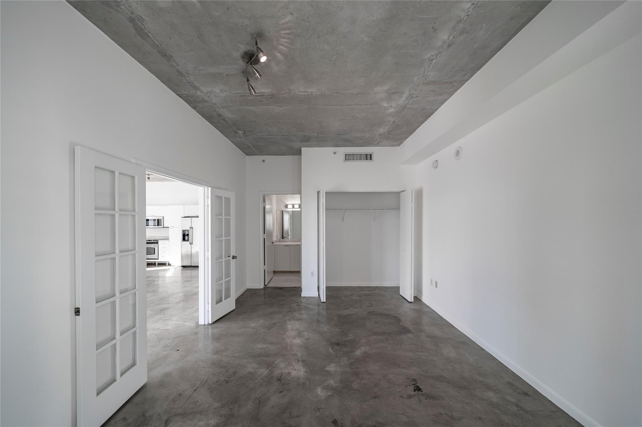 image Loft Downtown I17