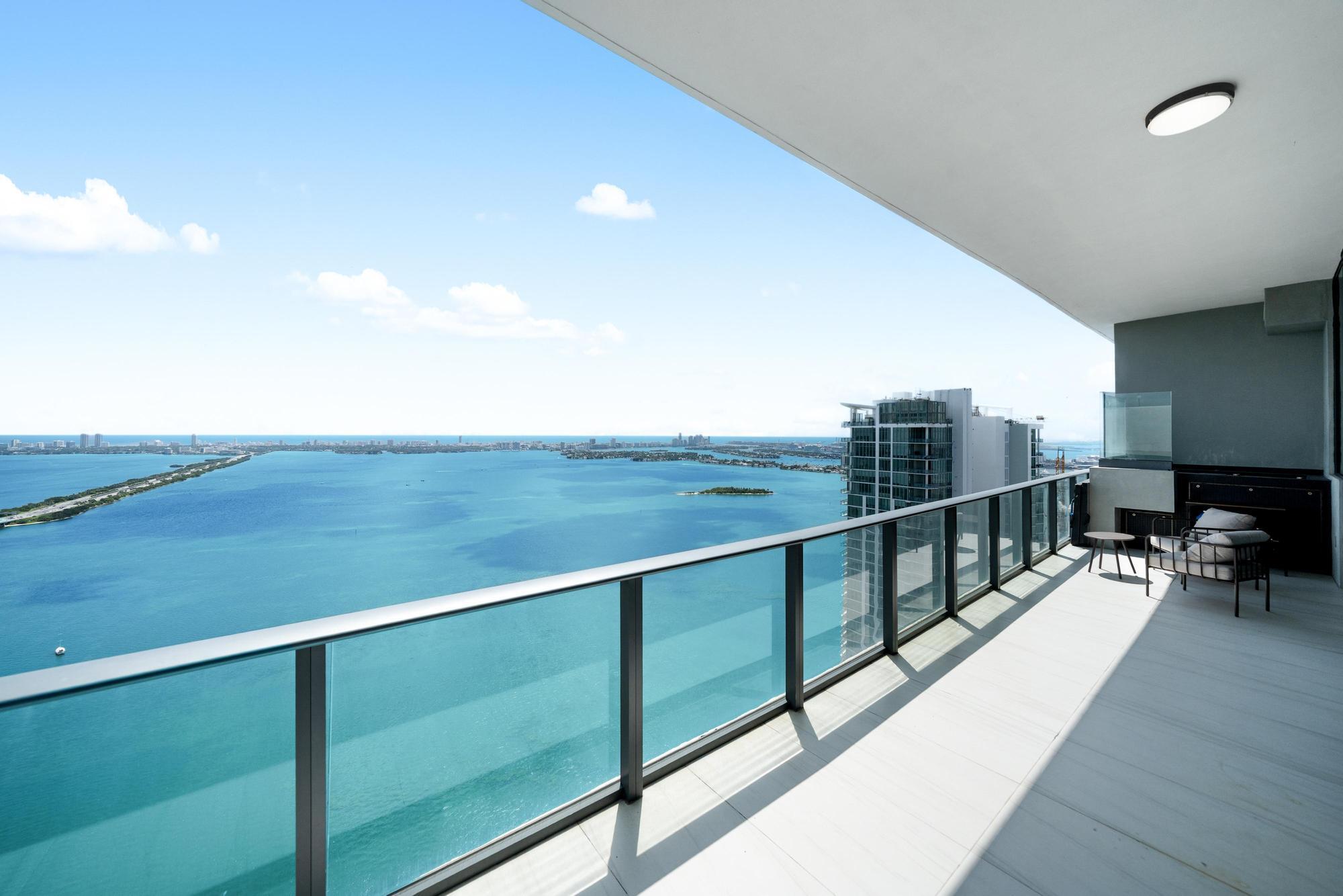 480 NE 31st #Ph5104 Miami, FL 33137