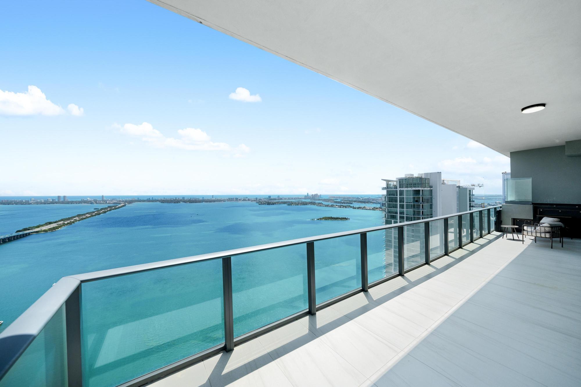 480 NE 31st #Ph5104 Miami, FL 33137