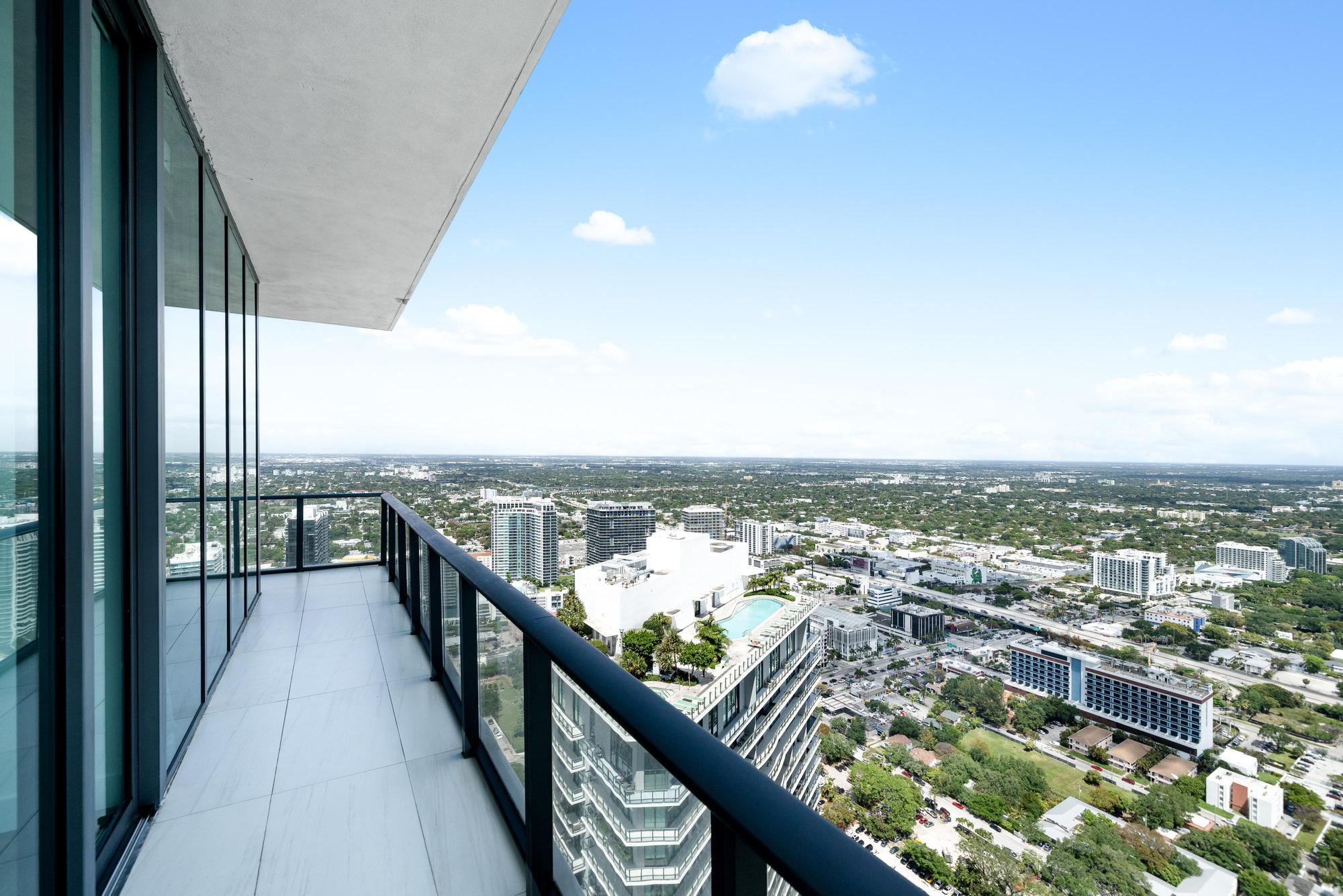 480 NE 31st #Ph5104 Miami, FL 33137