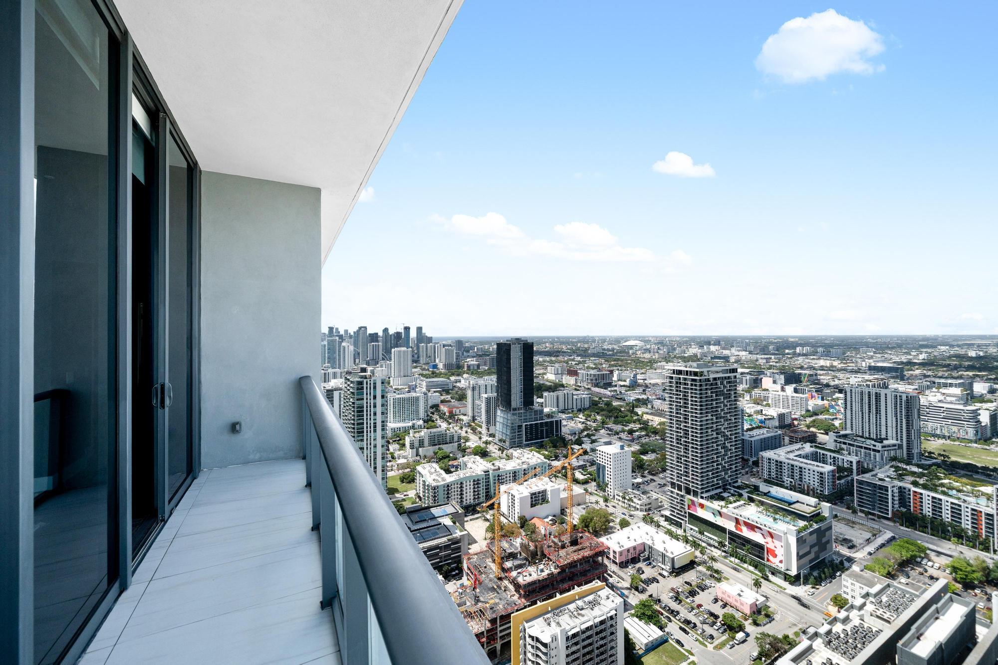 480 NE 31st #Ph5104 Miami, FL 33137