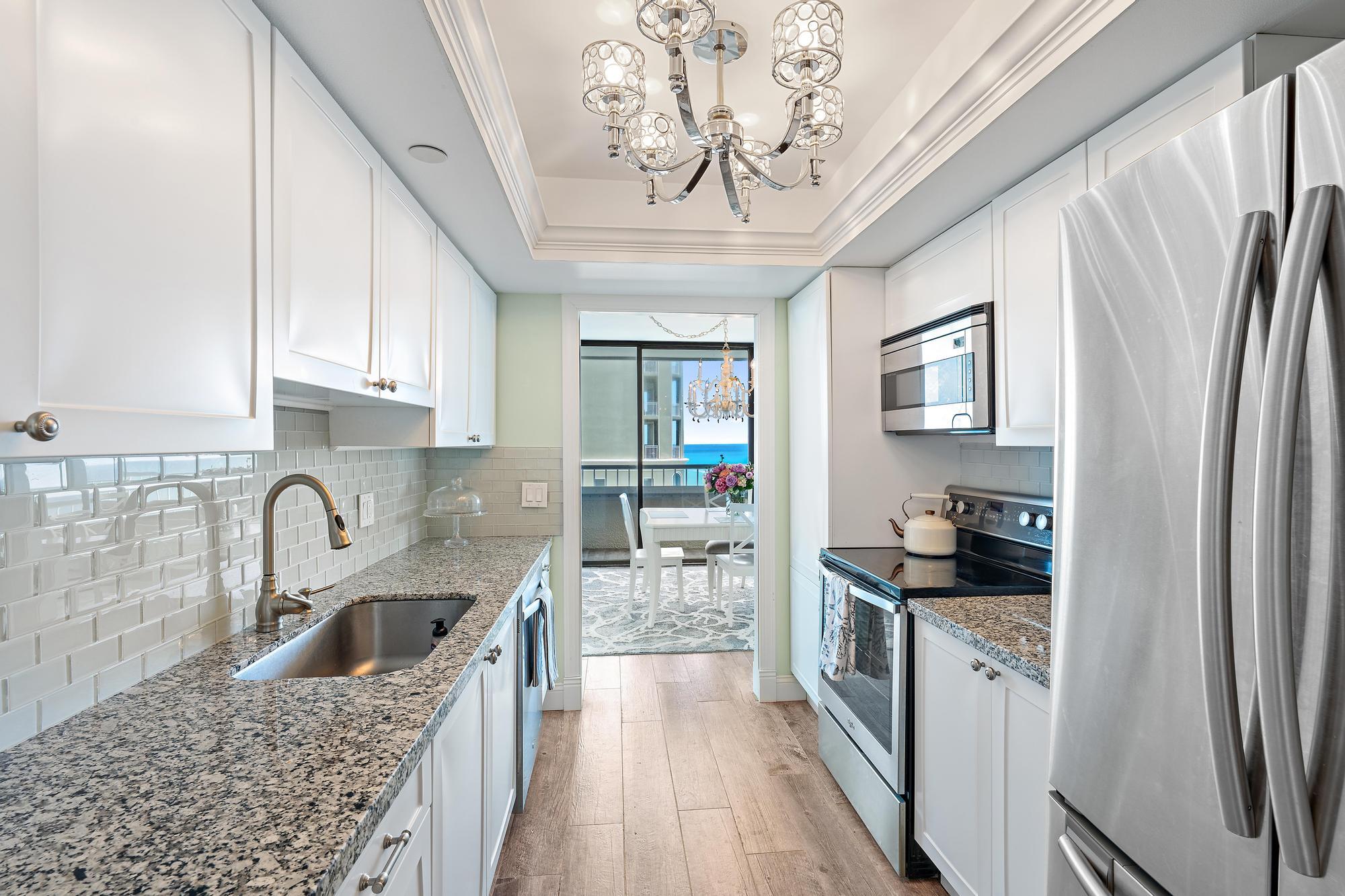 5280 N Ocean #8b Riviera Beach, FL 33404