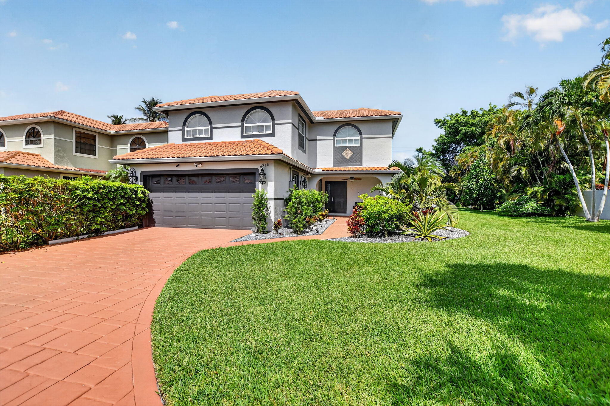 9048 Villa Portofino