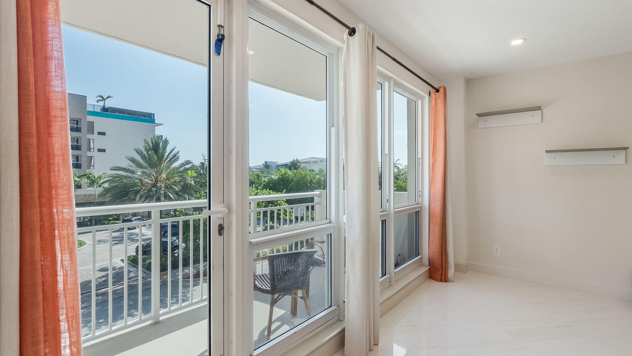 133 N Pompano Bch #204 Pompano Beach, FL 33062