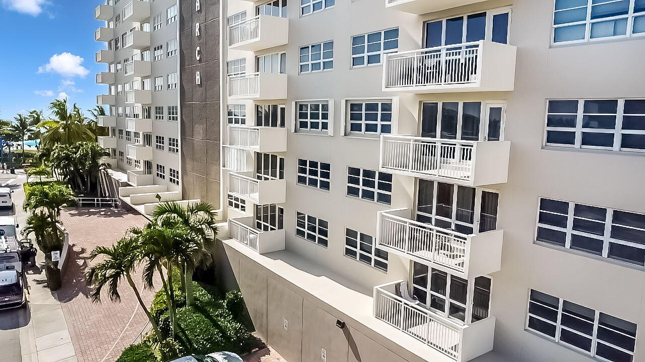 133 N Pompano Bch #204 Pompano Beach, FL 33062