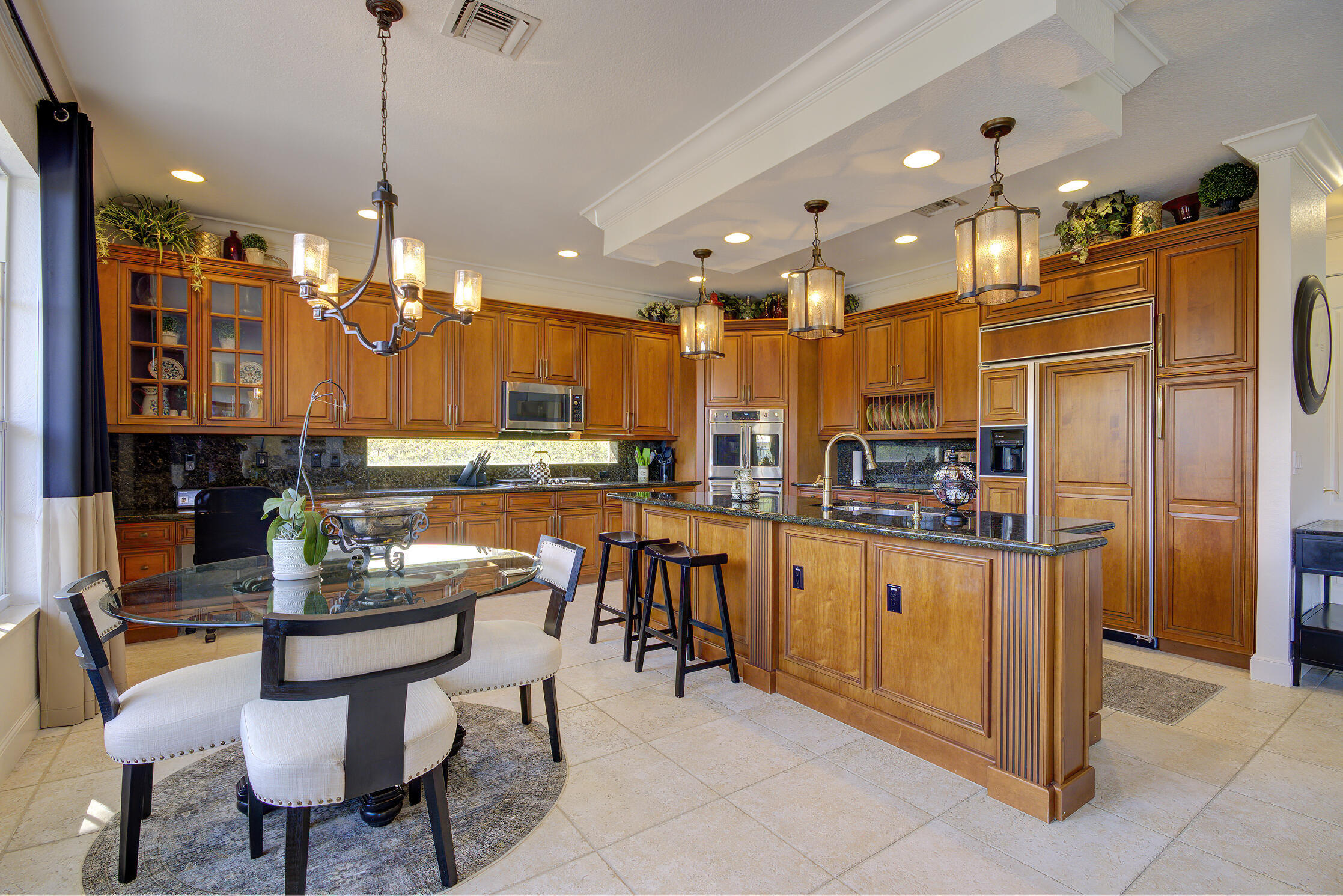 4040 NE 25th Lighthouse Point, FL 33064