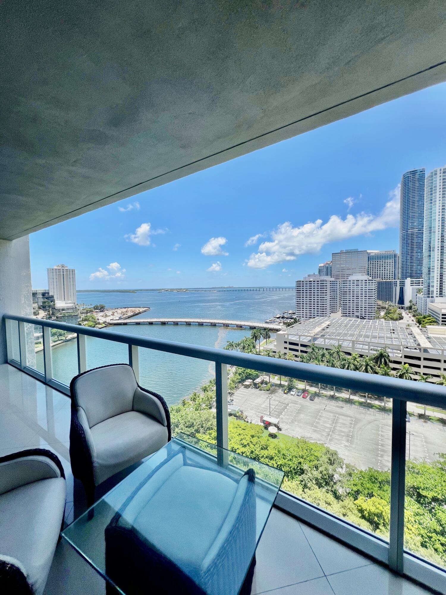 image Icon Brickell II7