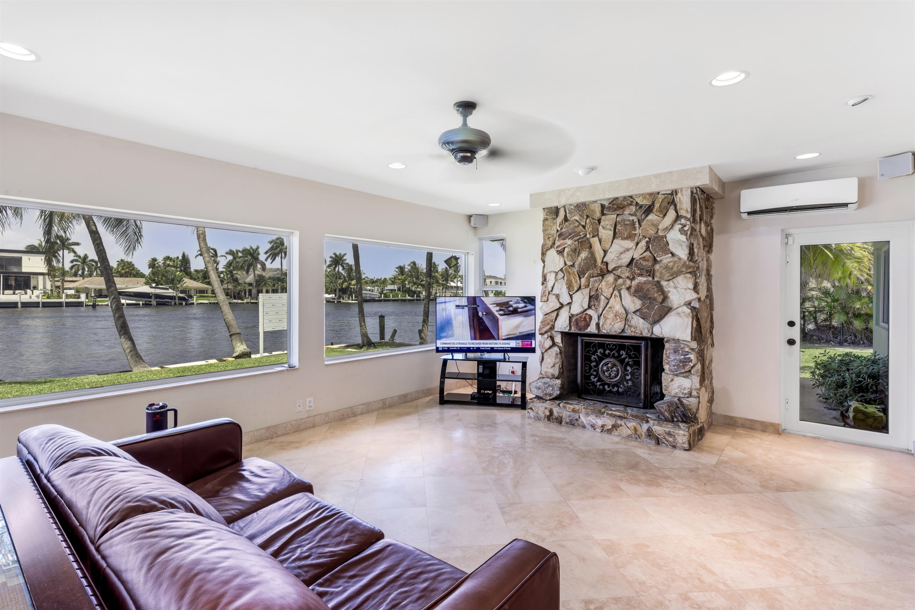 2605 N Riverside Dr Pompano Beach, FL 33062