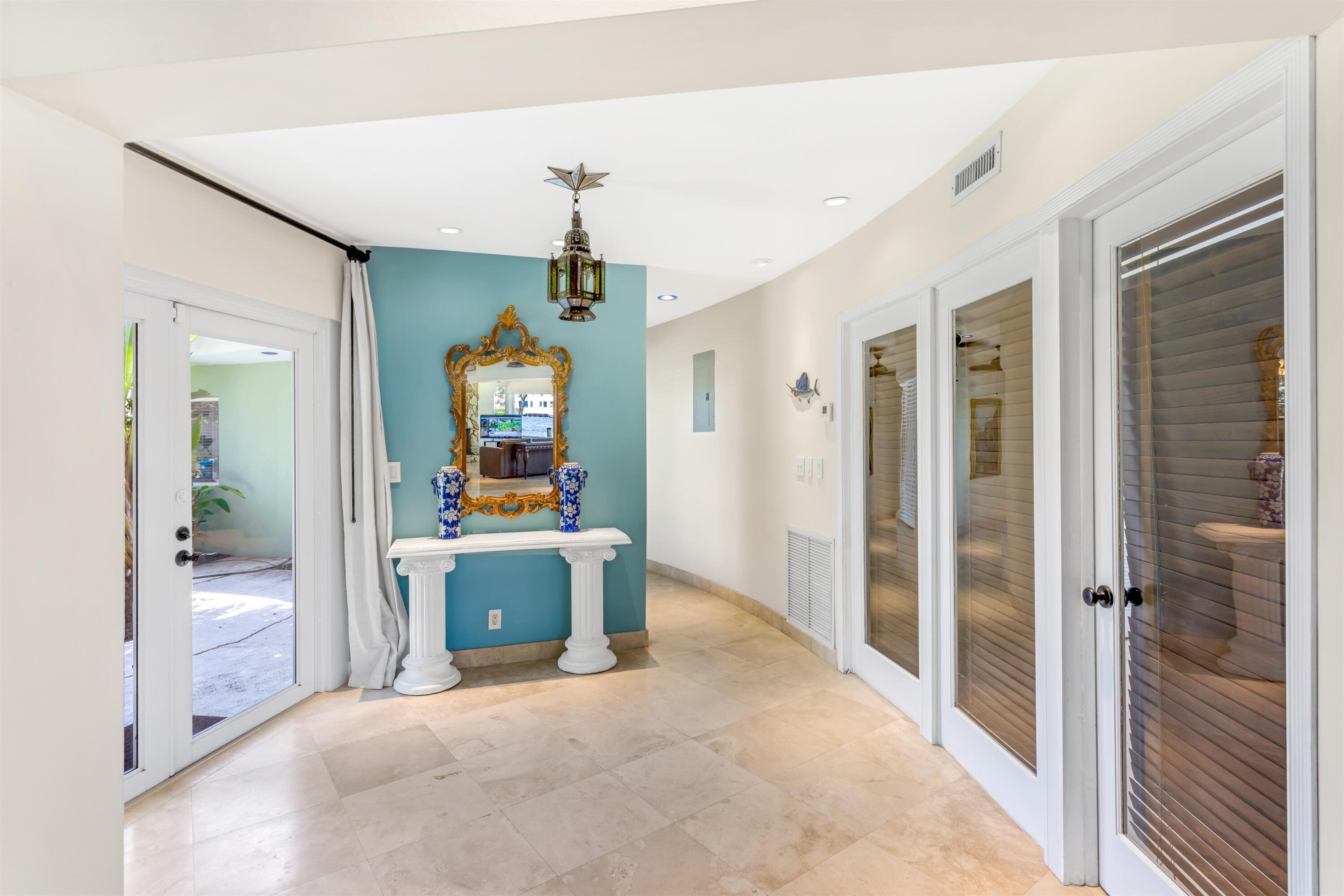 2605 N Riverside Dr Pompano Beach, FL 33062