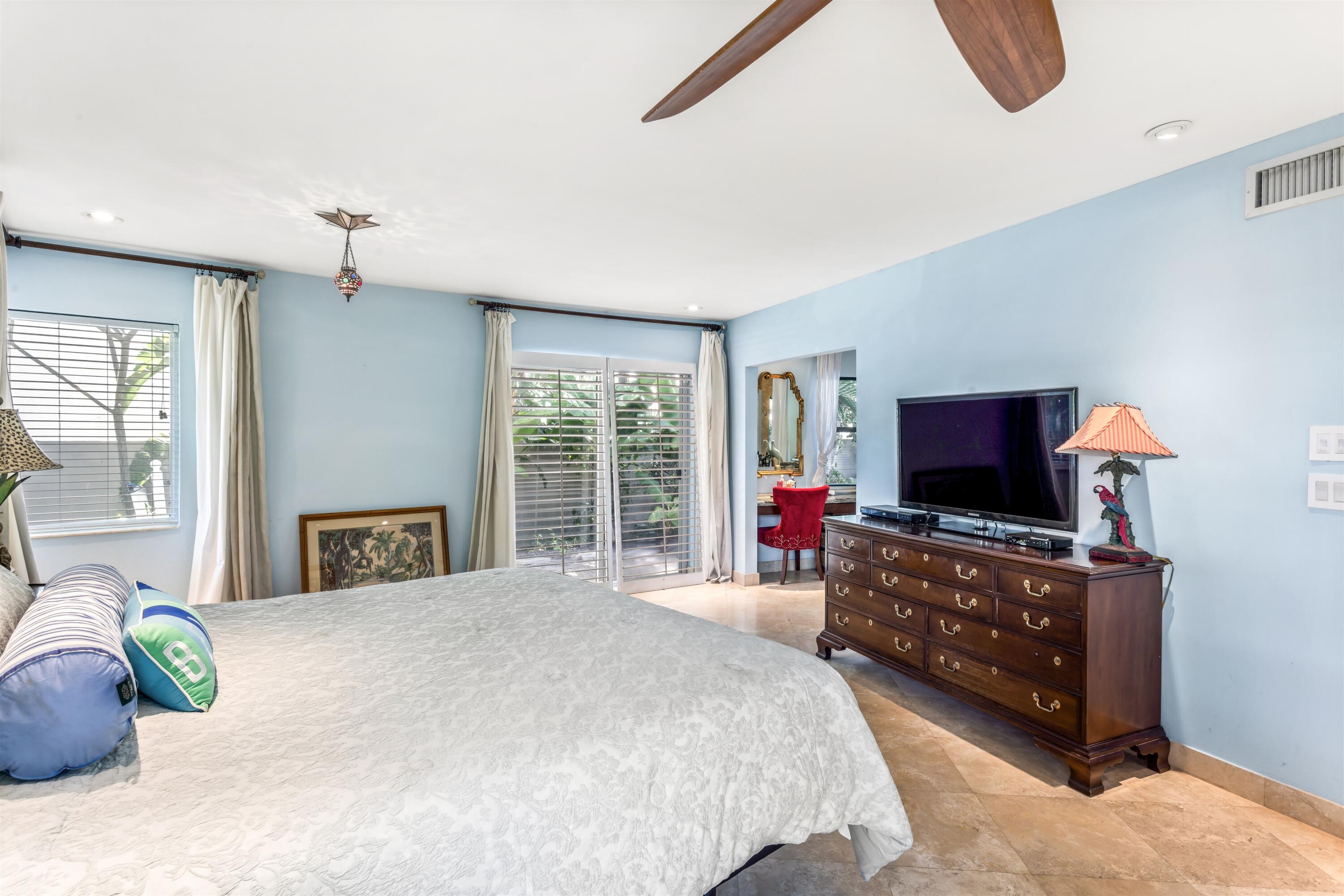 2605 N Riverside Dr Pompano Beach, FL 33062
