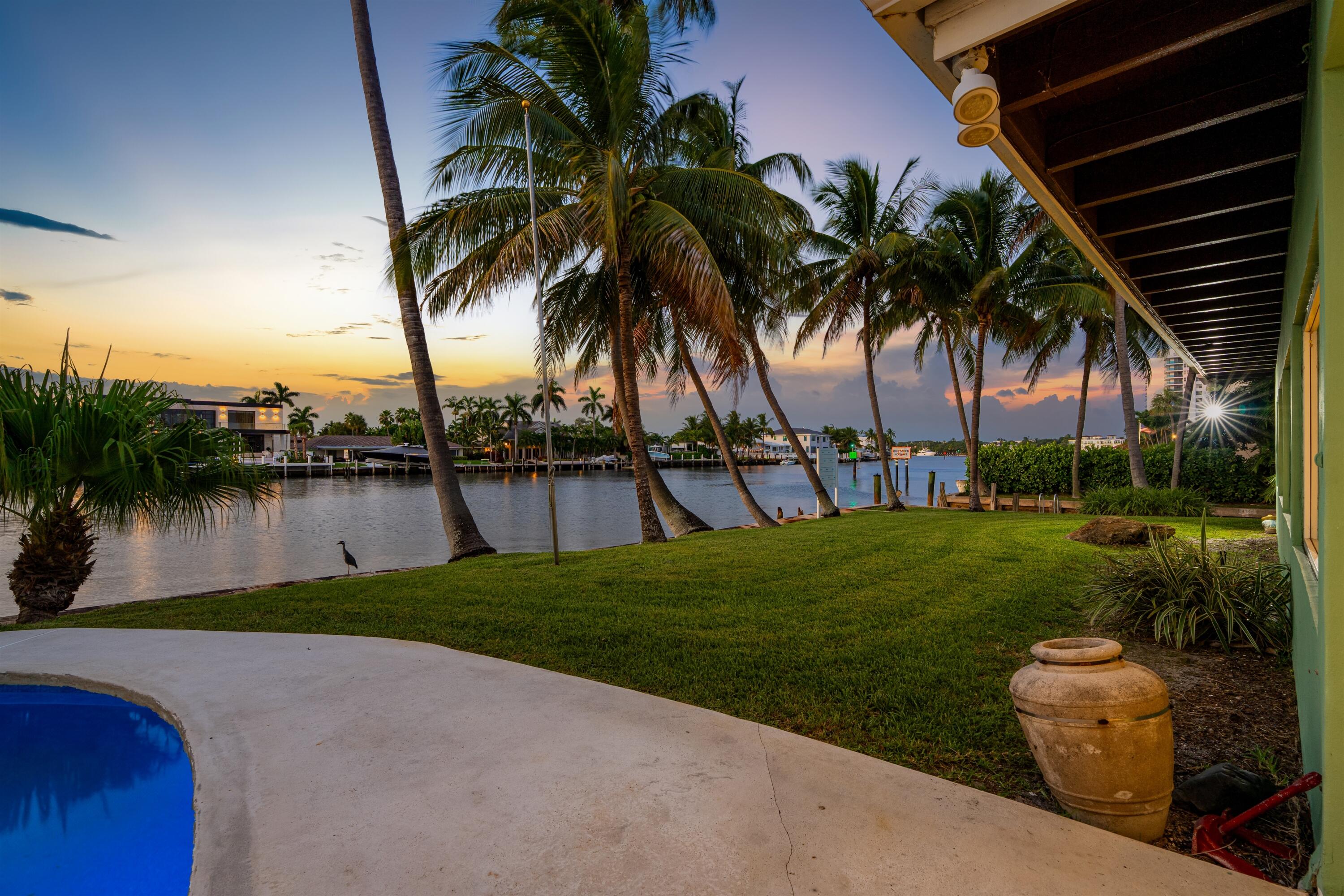 2605 N Riverside Dr Pompano Beach, FL 33062