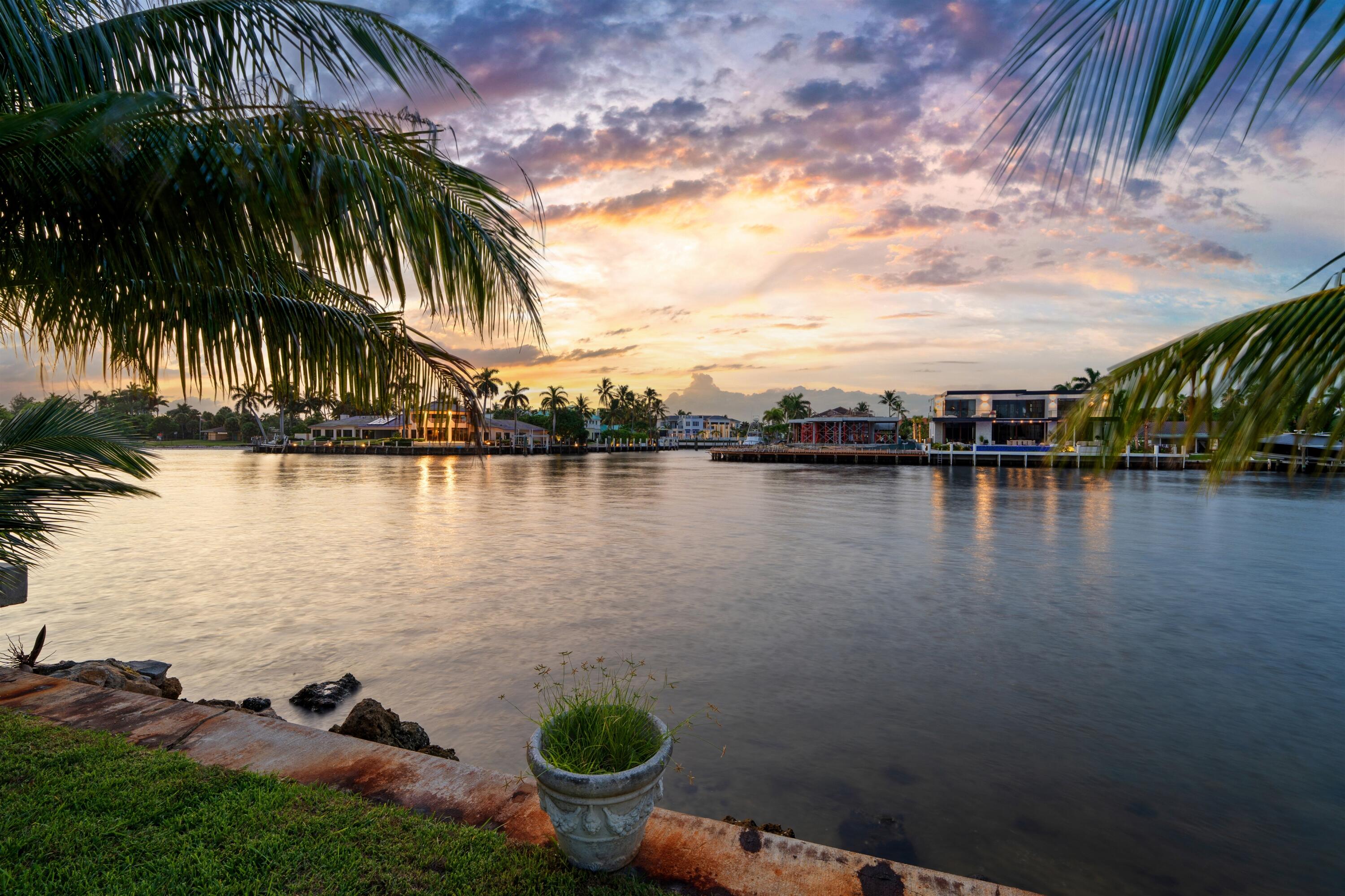 2605 N Riverside Dr Pompano Beach, FL 33062