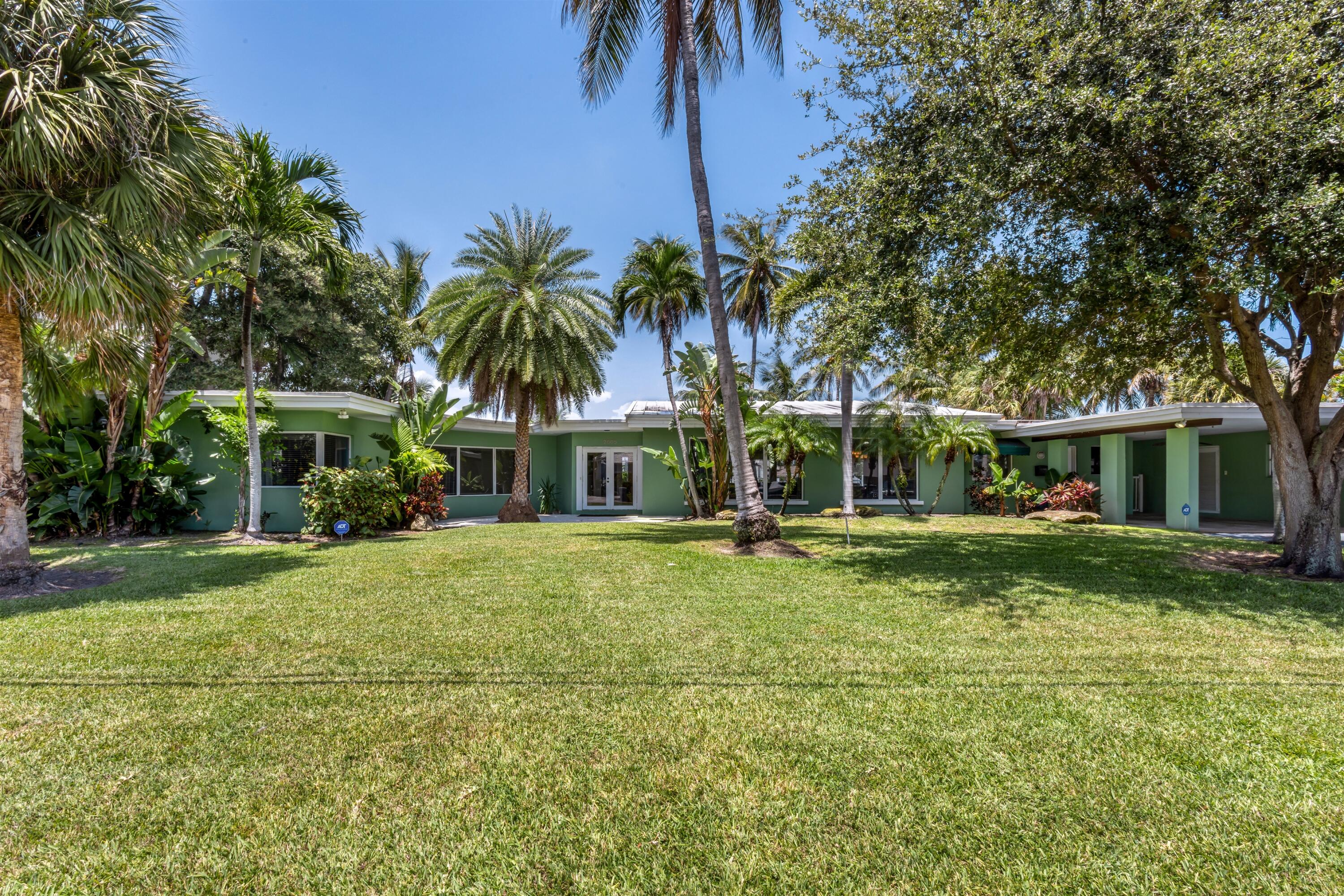 2605 N Riverside Dr Pompano Beach, FL 33062