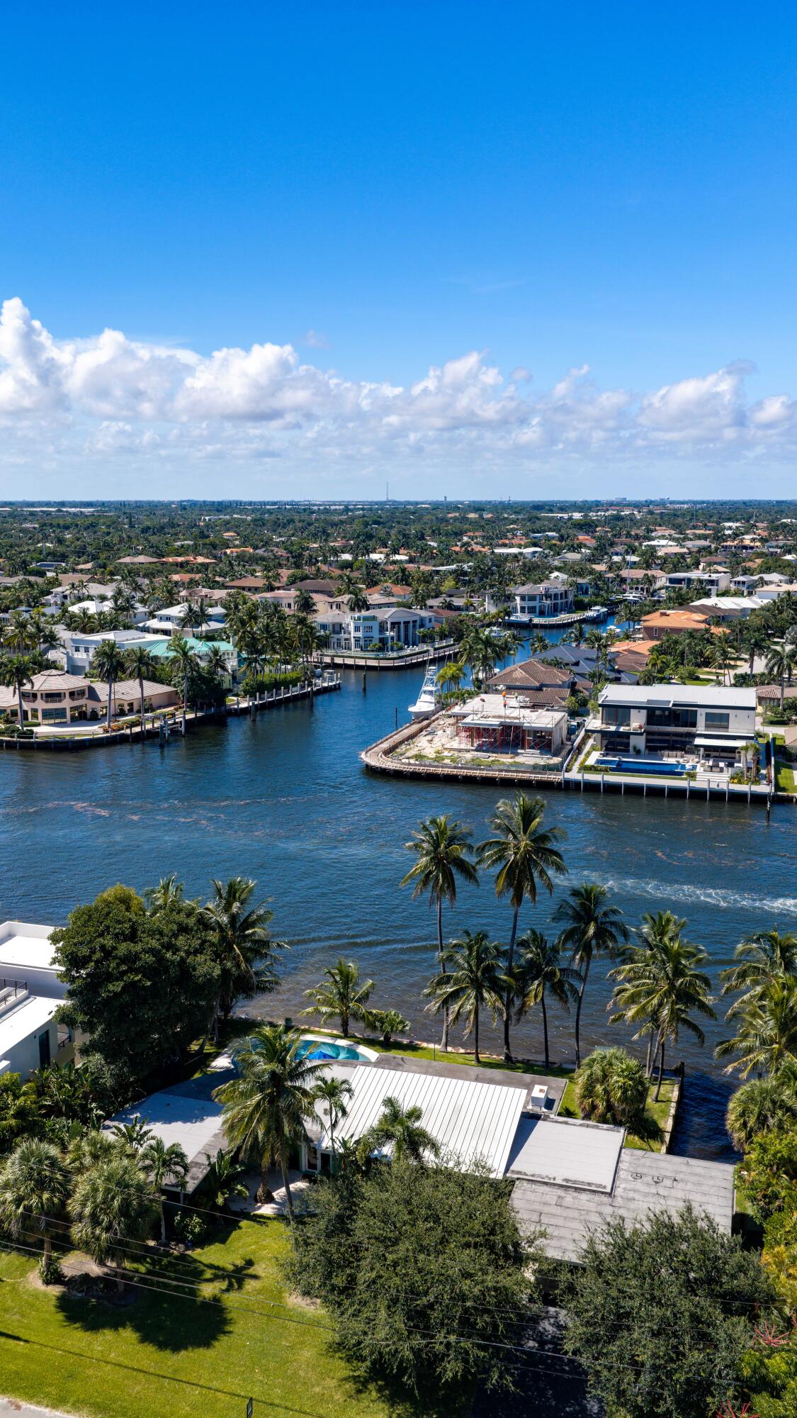2605 N Riverside Pompano Beach, FL 33062