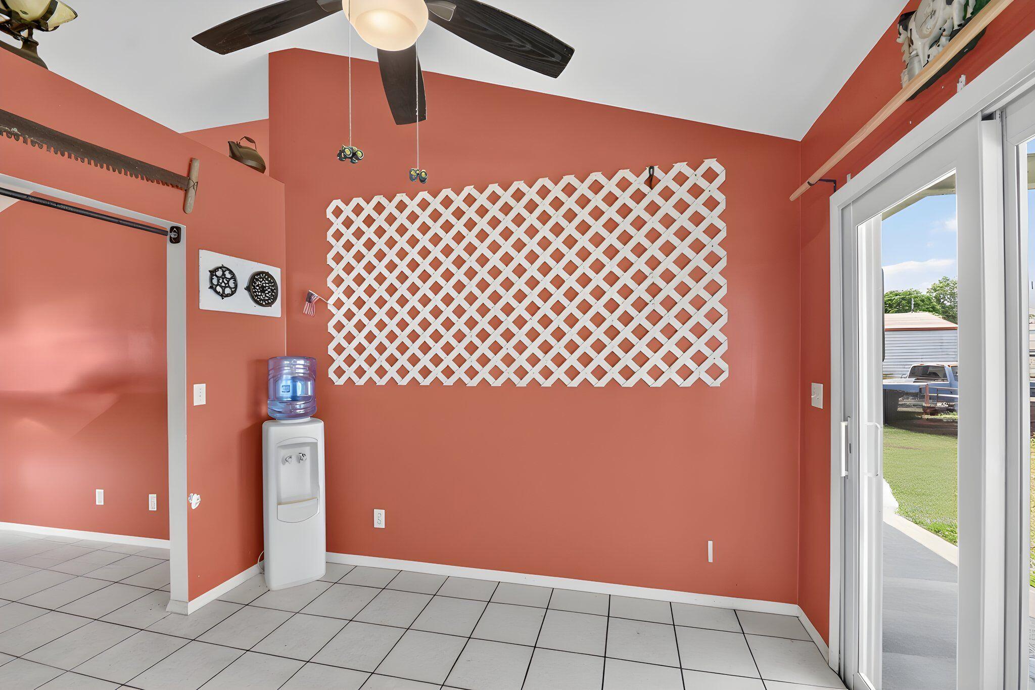 207/227 Ethelyn Dr West Palm Beach, FL 33415