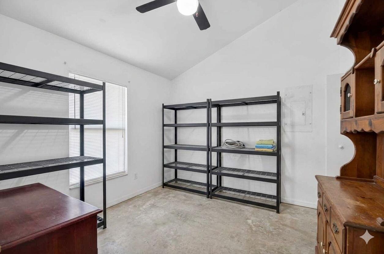 207/227 Ethelyn Dr West Palm Beach, FL 33415