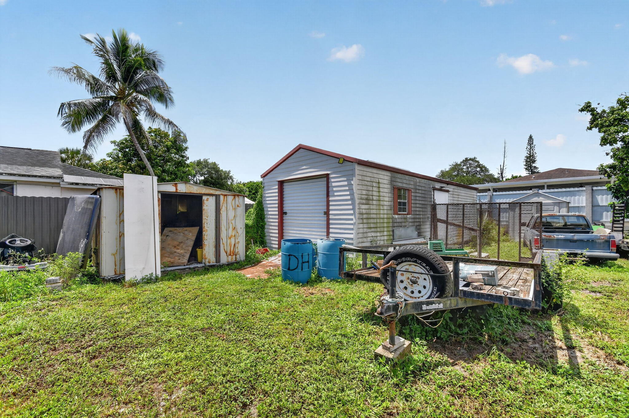 207/227 Ethelyn Dr West Palm Beach, FL 33415