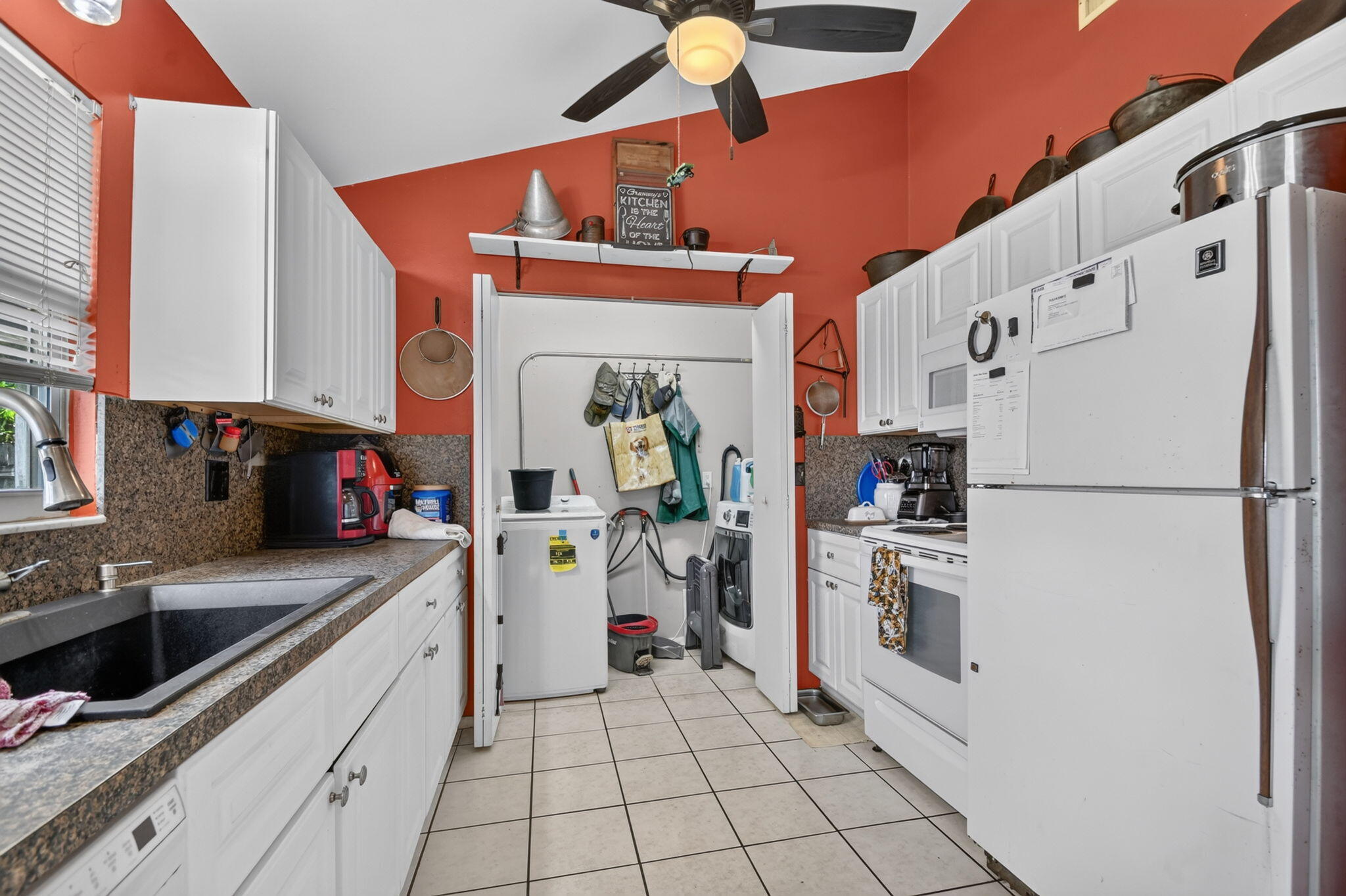 207/227 Ethelyn Dr West Palm Beach, FL 33415