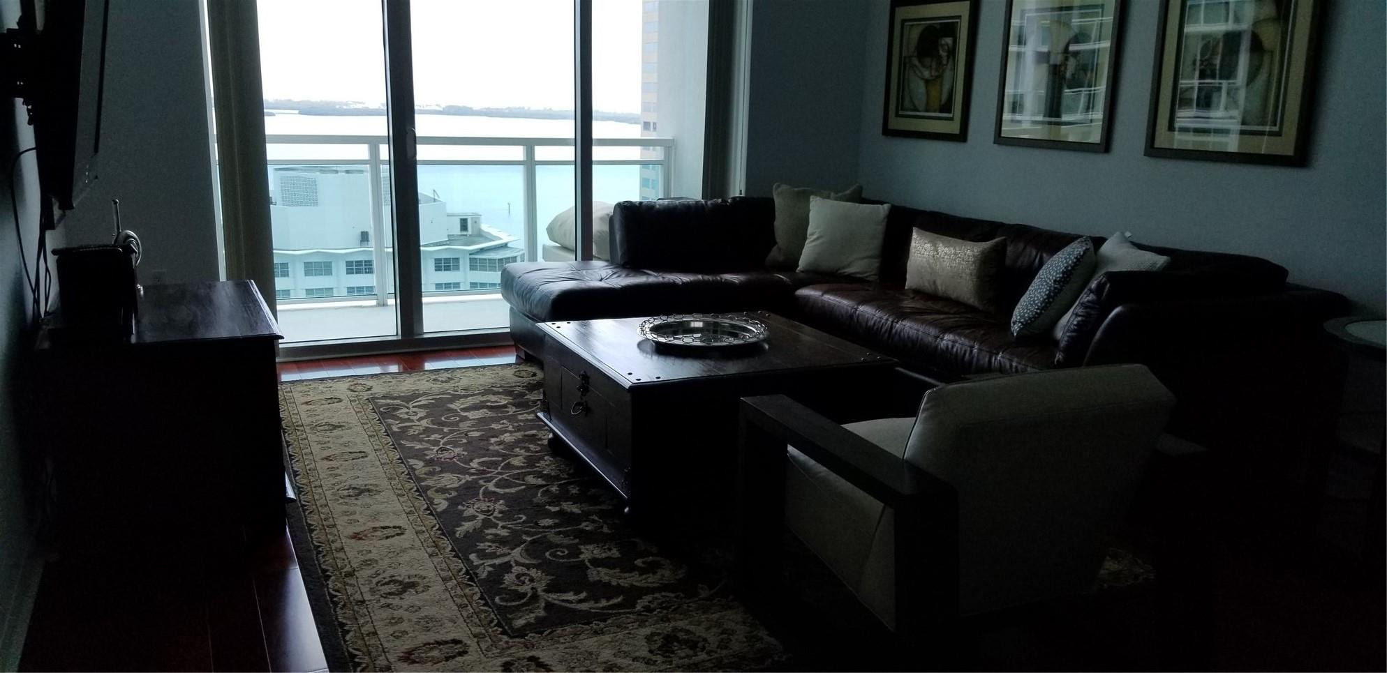 image The Plaza on Brickell West5