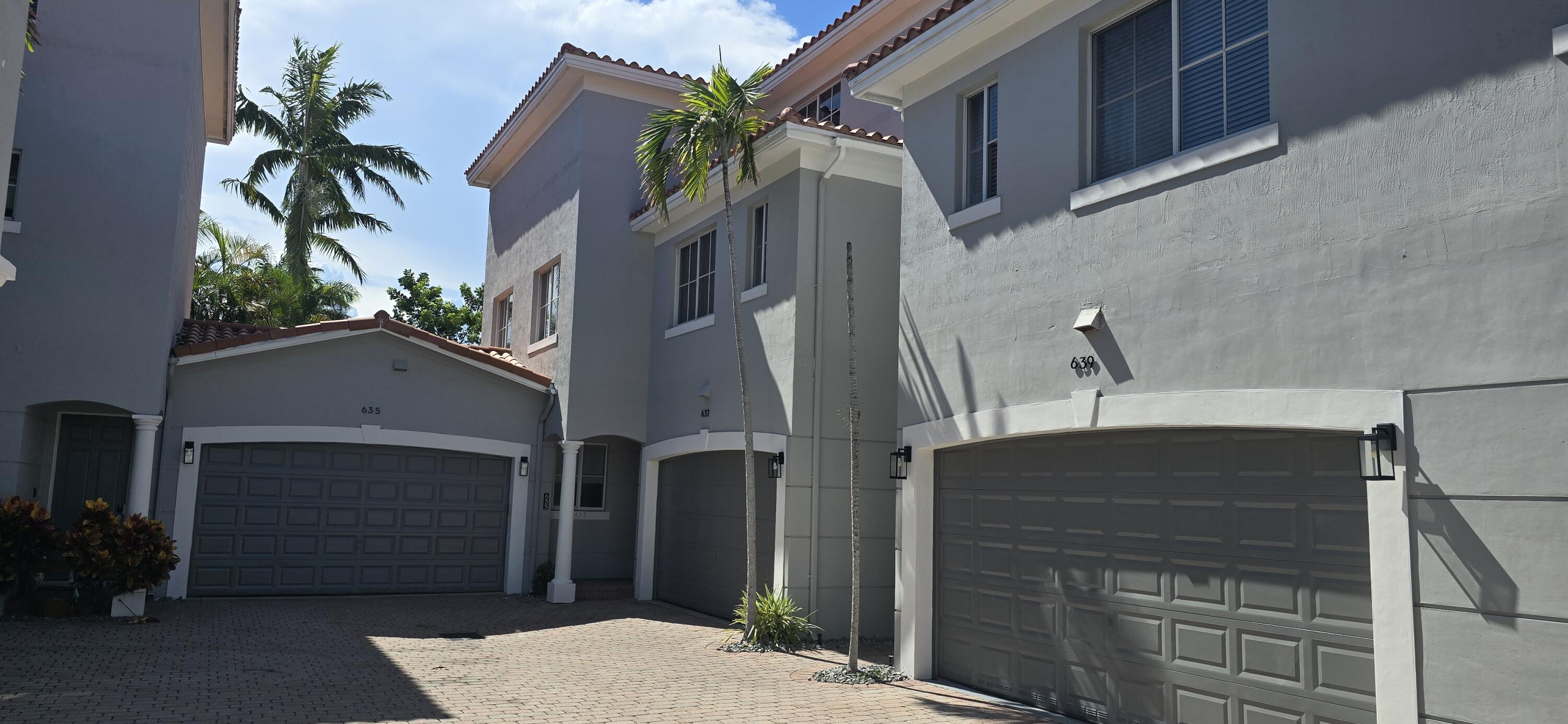635 NE 11th Ave Fort Lauderdale, FL 33304