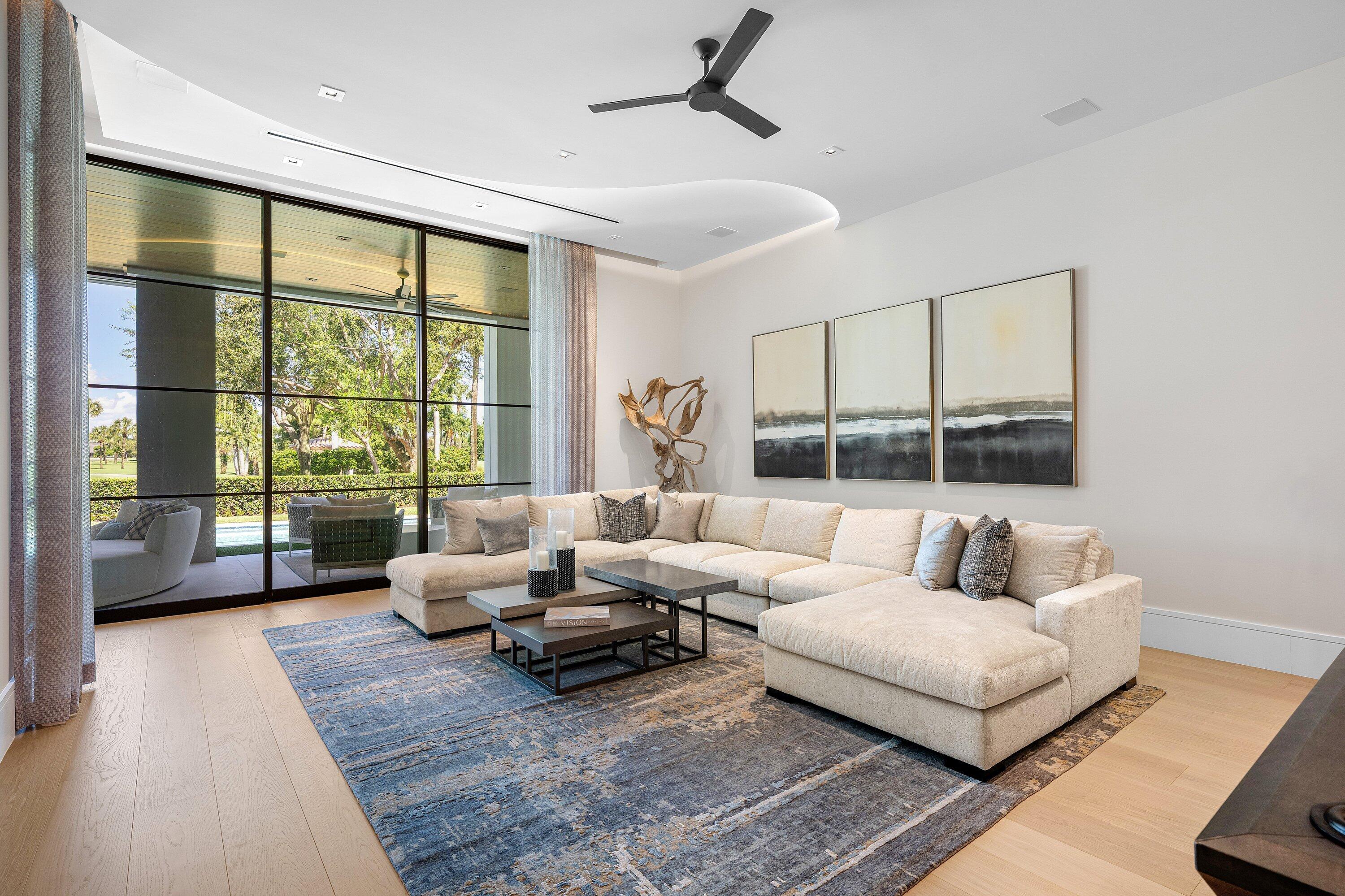 471 Royal Palm Way Boca Raton, FL 33432