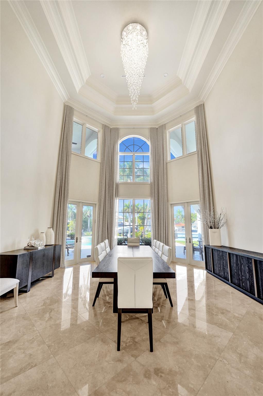 642 Palm Dr Hallandale Beach, FL 33009 642 Palm Dr Hallandale Beach, FL 33009