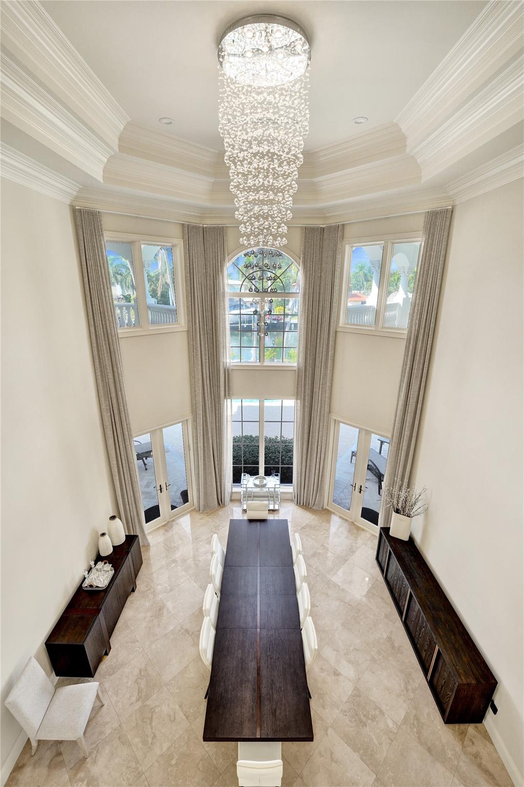 642 Palm Dr Hallandale Beach, FL 33009 642 Palm Dr Hallandale Beach, FL 33009