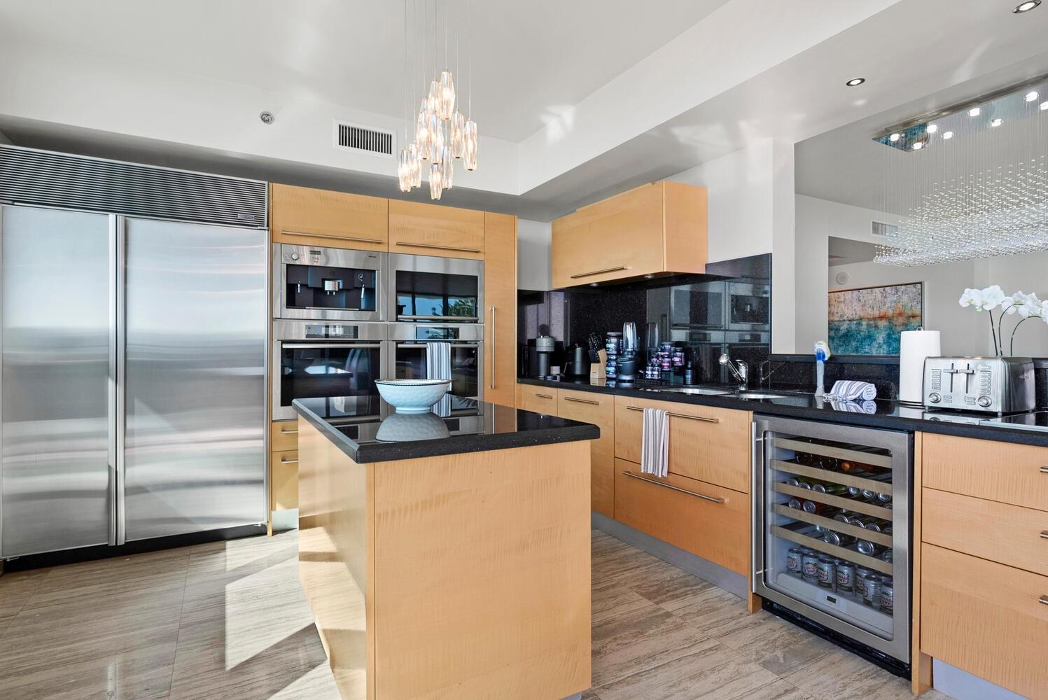 101 S Fort Lauderdale Bch Blvd #801 Fort Lauderdale, FL 33304