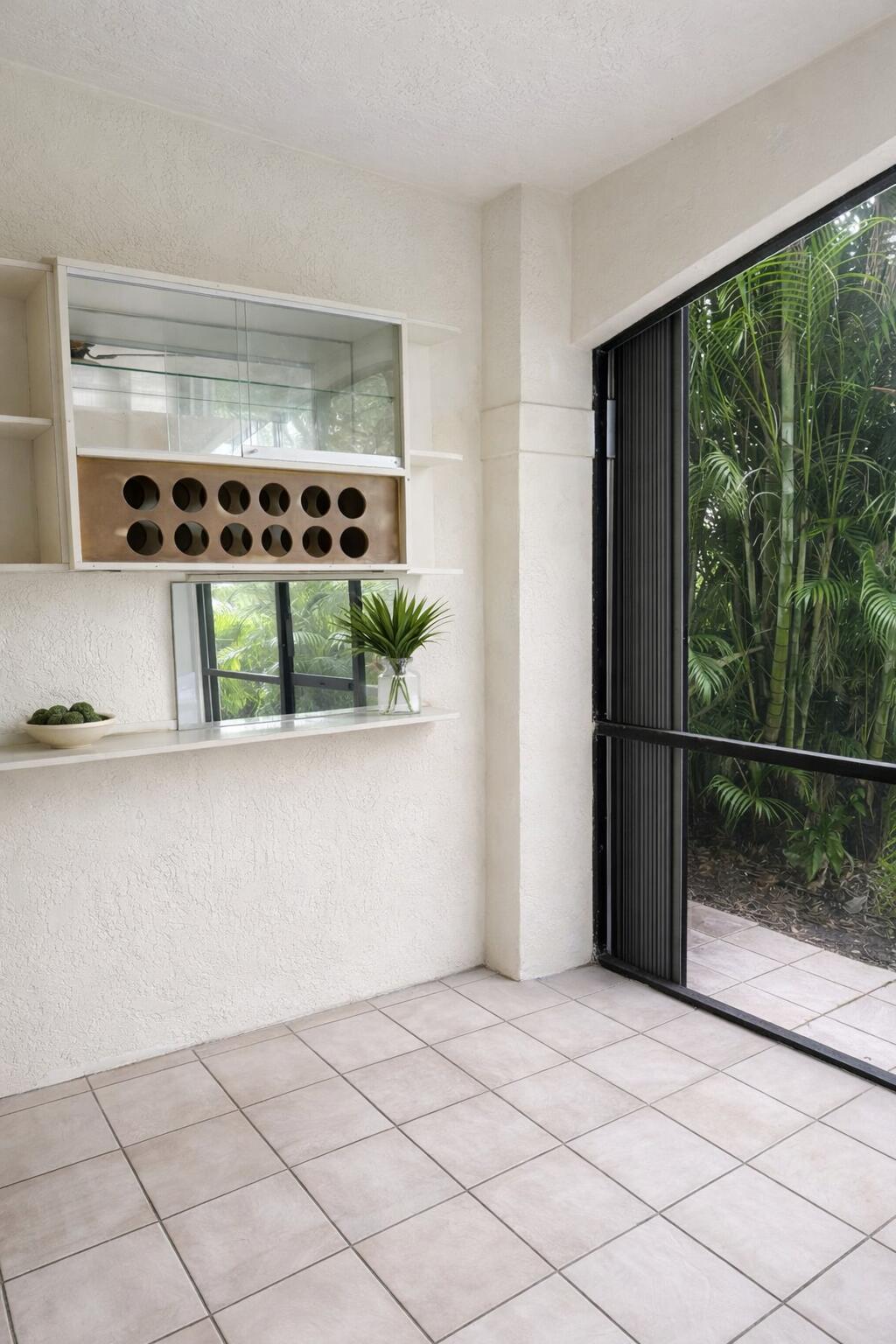 301 SW 158th #104 Pembroke Pines, FL 33027