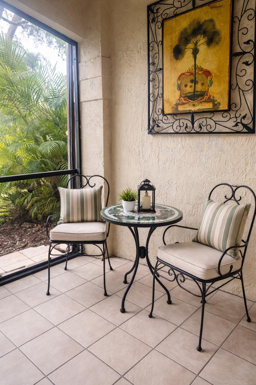 301 SW 158th #104 Pembroke Pines, FL 33027