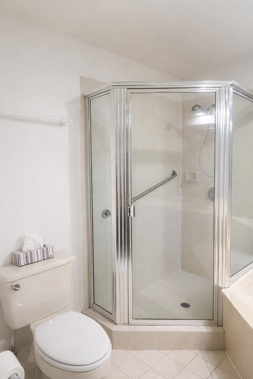 301 SW 158th #104 Pembroke Pines, FL 33027