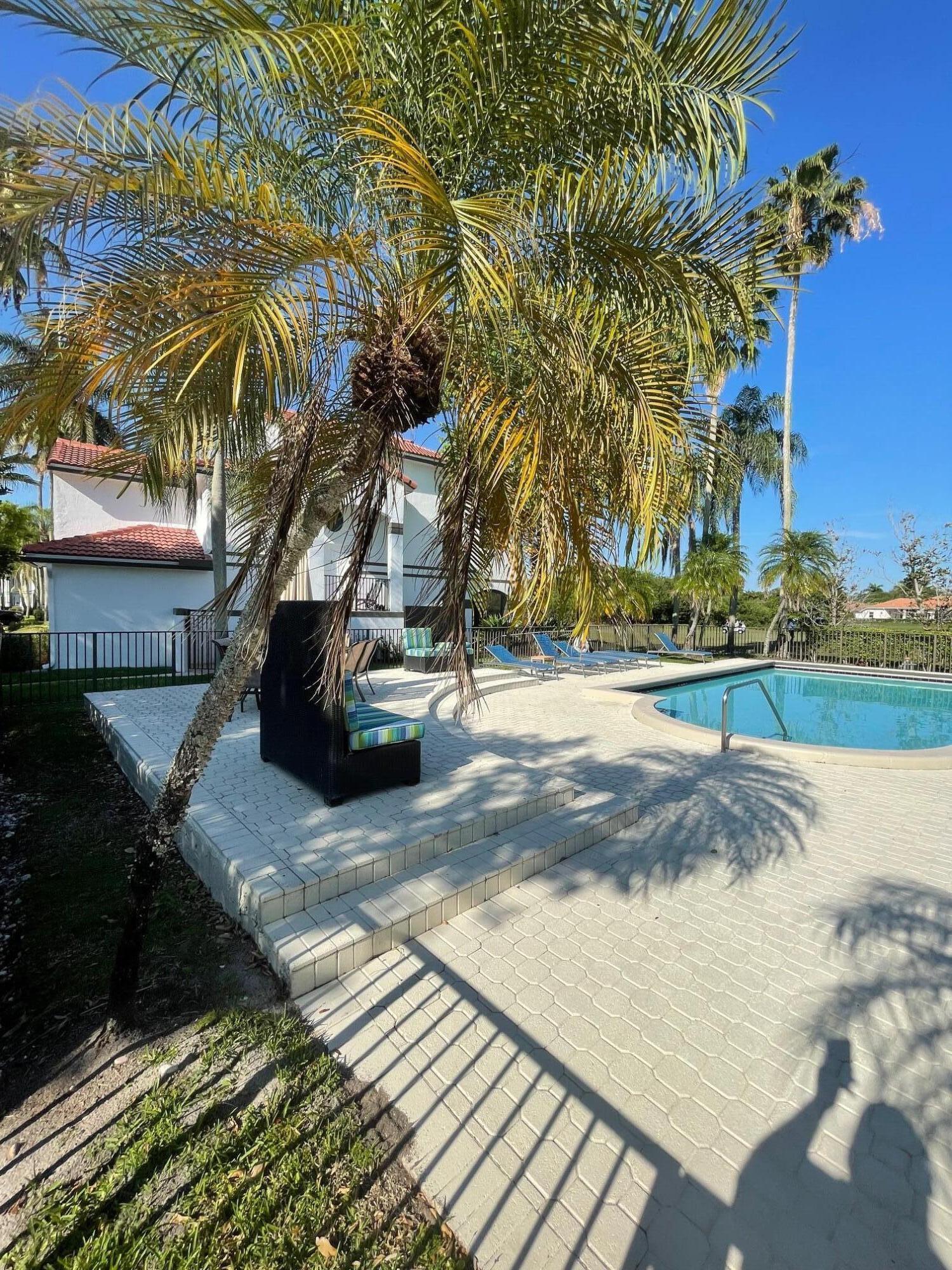 301 SW 158th #104 Pembroke Pines, FL 33027