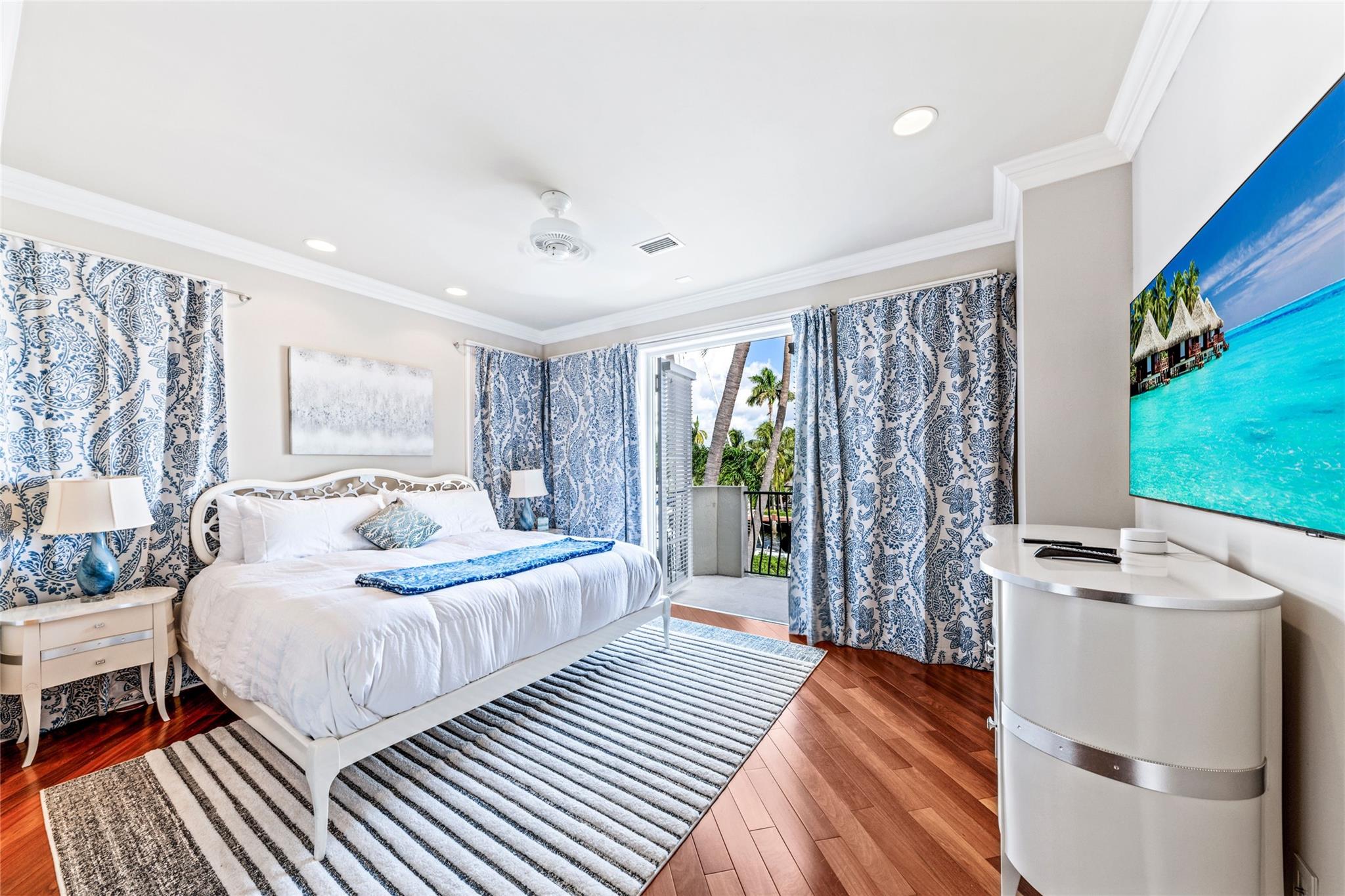 7 Pelican Dr Fort Lauderdale, FL 33301