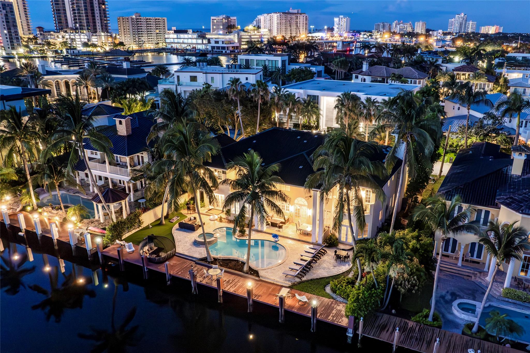 7 Pelican Dr Fort Lauderdale, FL 33301