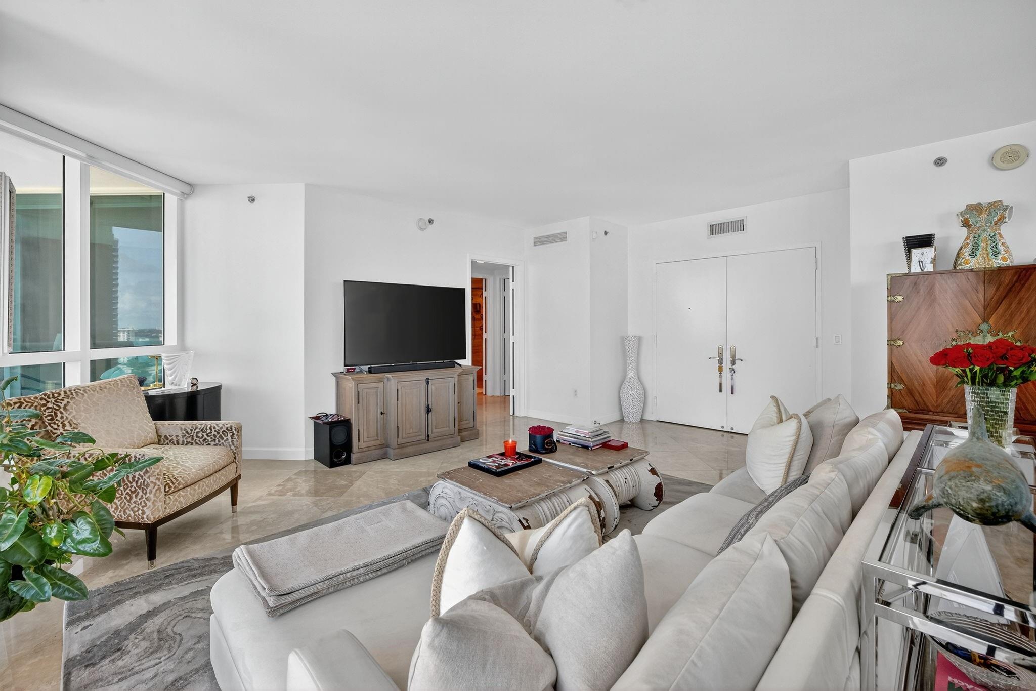 101 S Fort Lauderdale Bch Blvd #1706 Fort Lauderdale, FL 33316