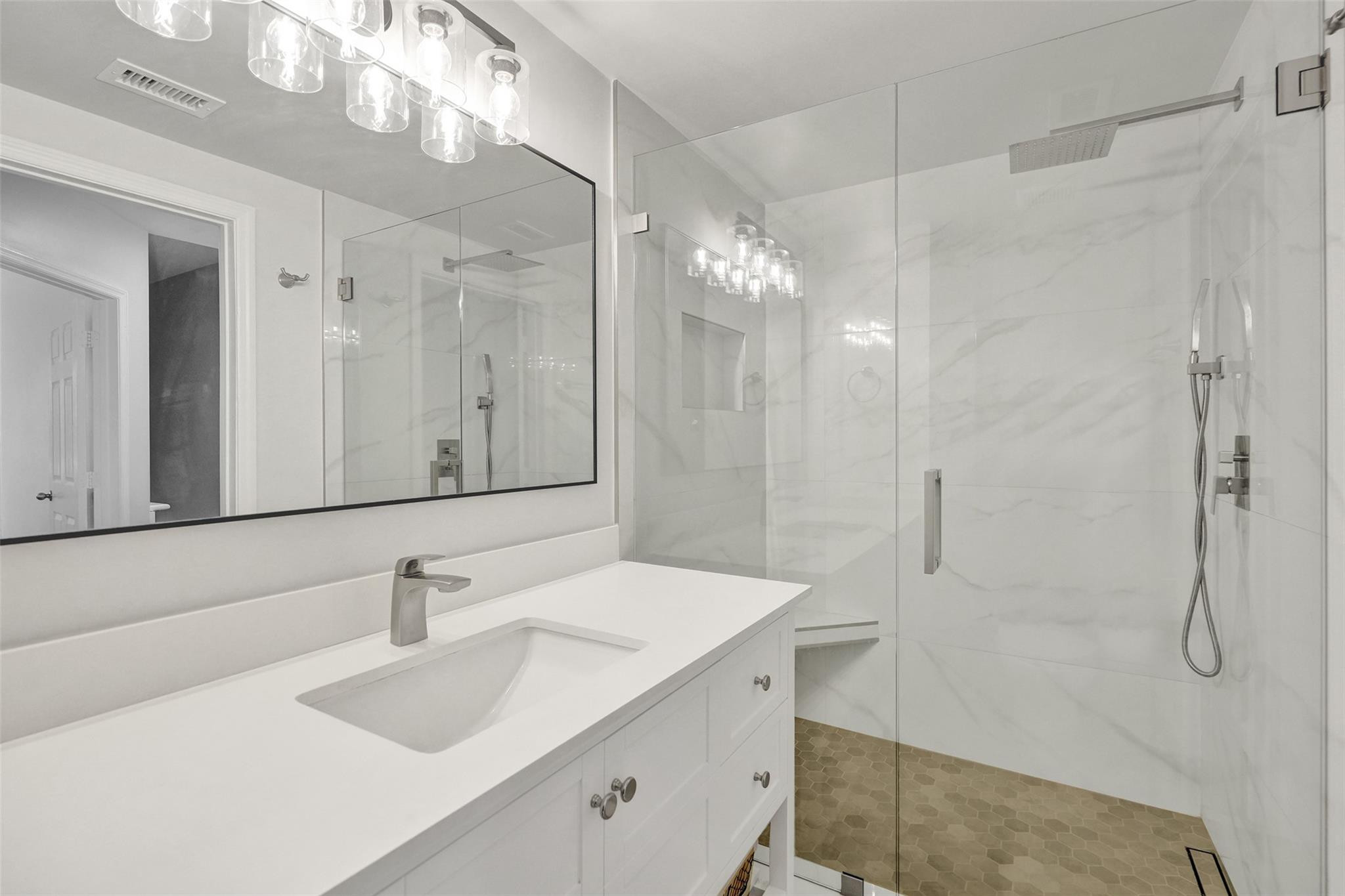 2107 SE 10th Ave #806 Fort Lauderdale, FL 33316