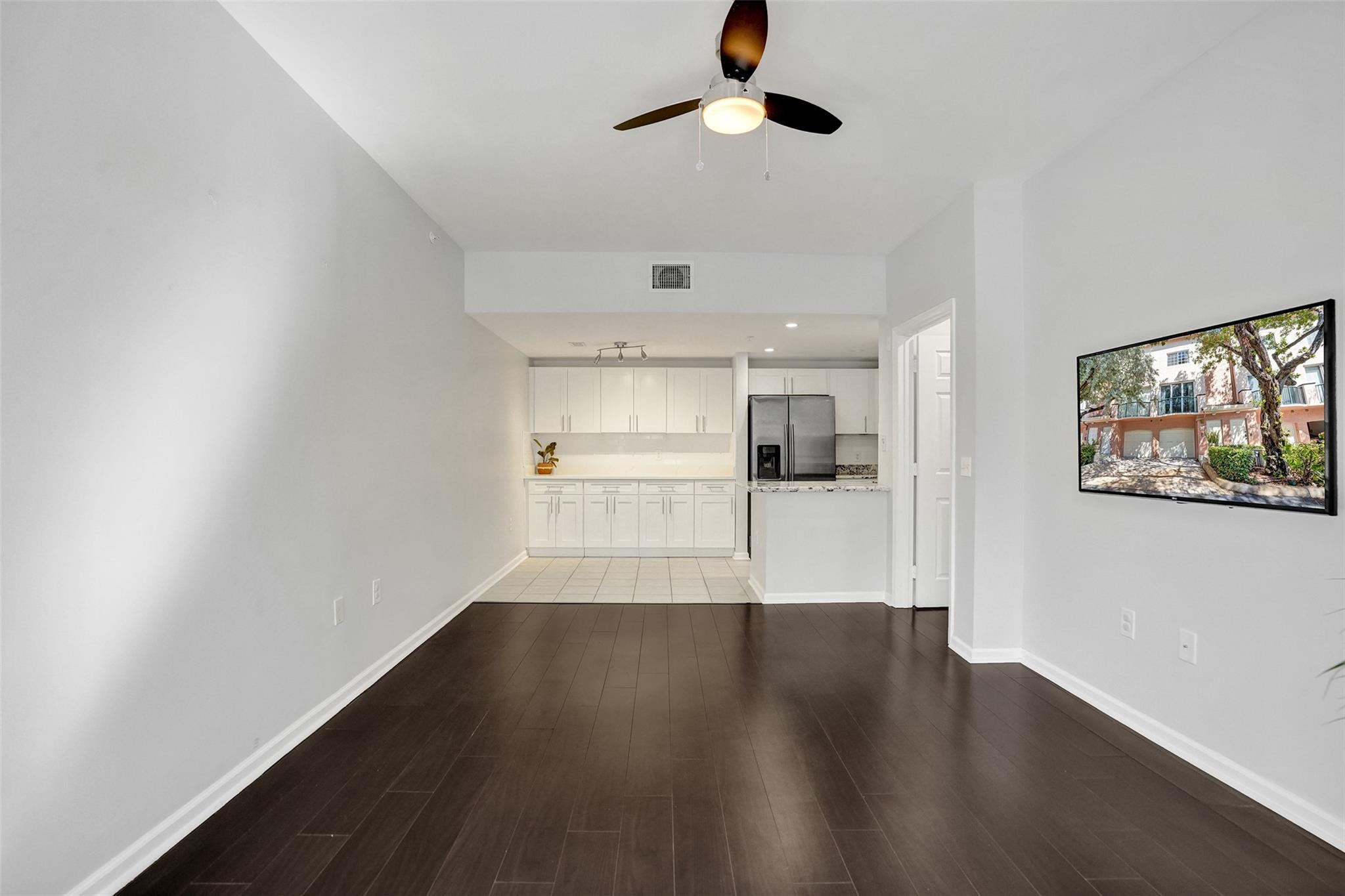 2107 SE 10th Ave #806 Fort Lauderdale, FL 33316