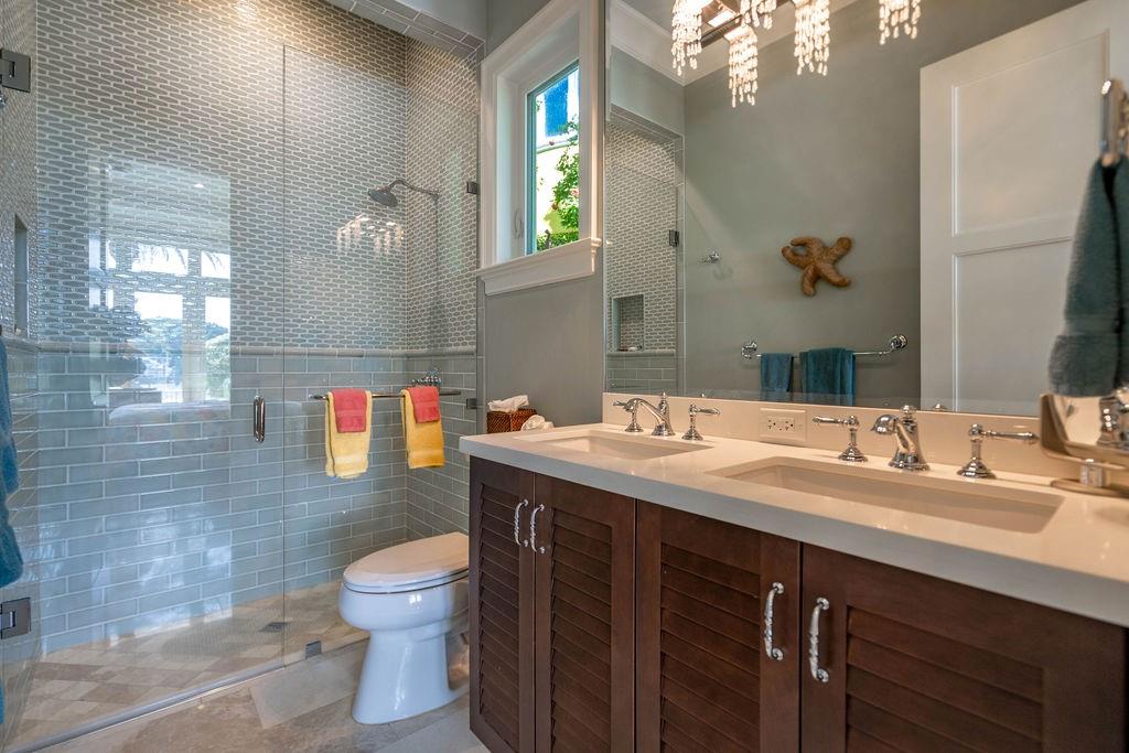 2798 NE 24th St Lighthouse Point, FL 33064