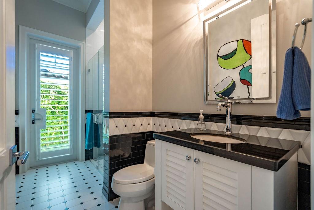 2798 NE 24th St Lighthouse Point, FL 33064