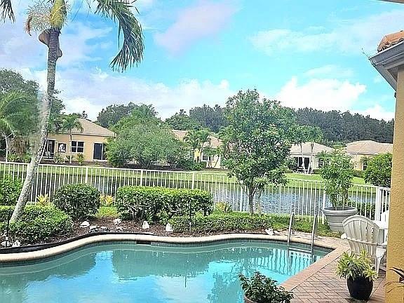 9535 E Maiden Ct Vero Beach, FL 32963